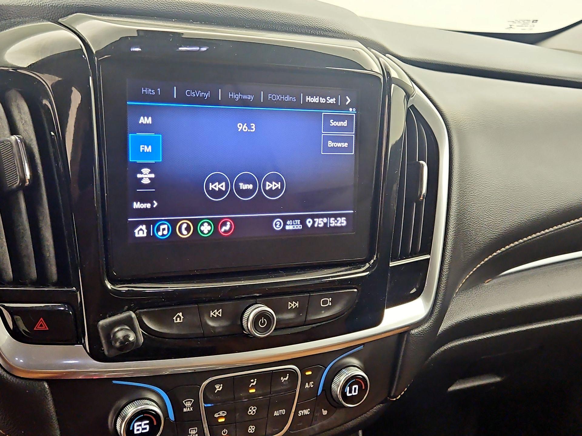 Thumbnail: 2020 Chevrolet Traverse - 15