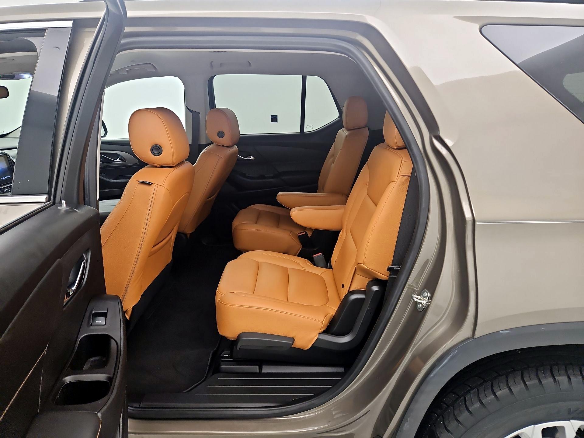 Thumbnail: 2020 Chevrolet Traverse - 19