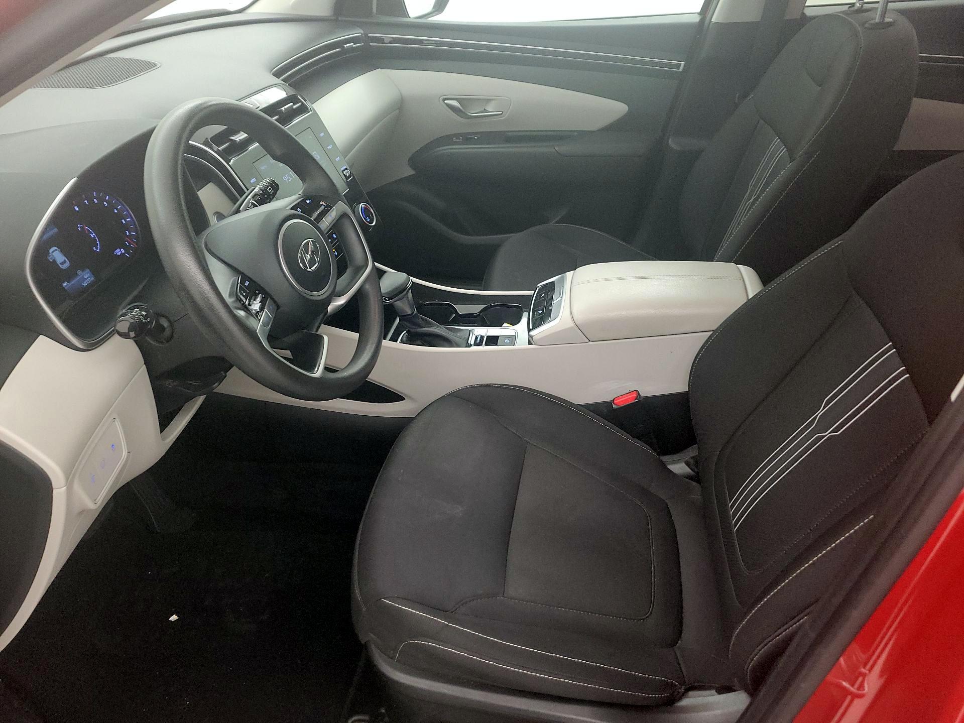 Thumbnail: 2023 Hyundai Tucson - 9