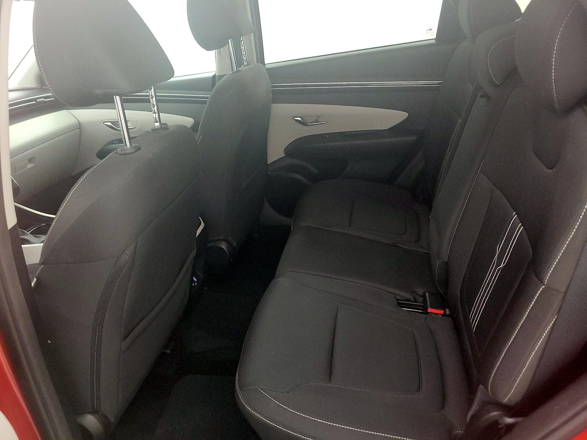 Thumbnail: 2023 Hyundai Tucson - 16