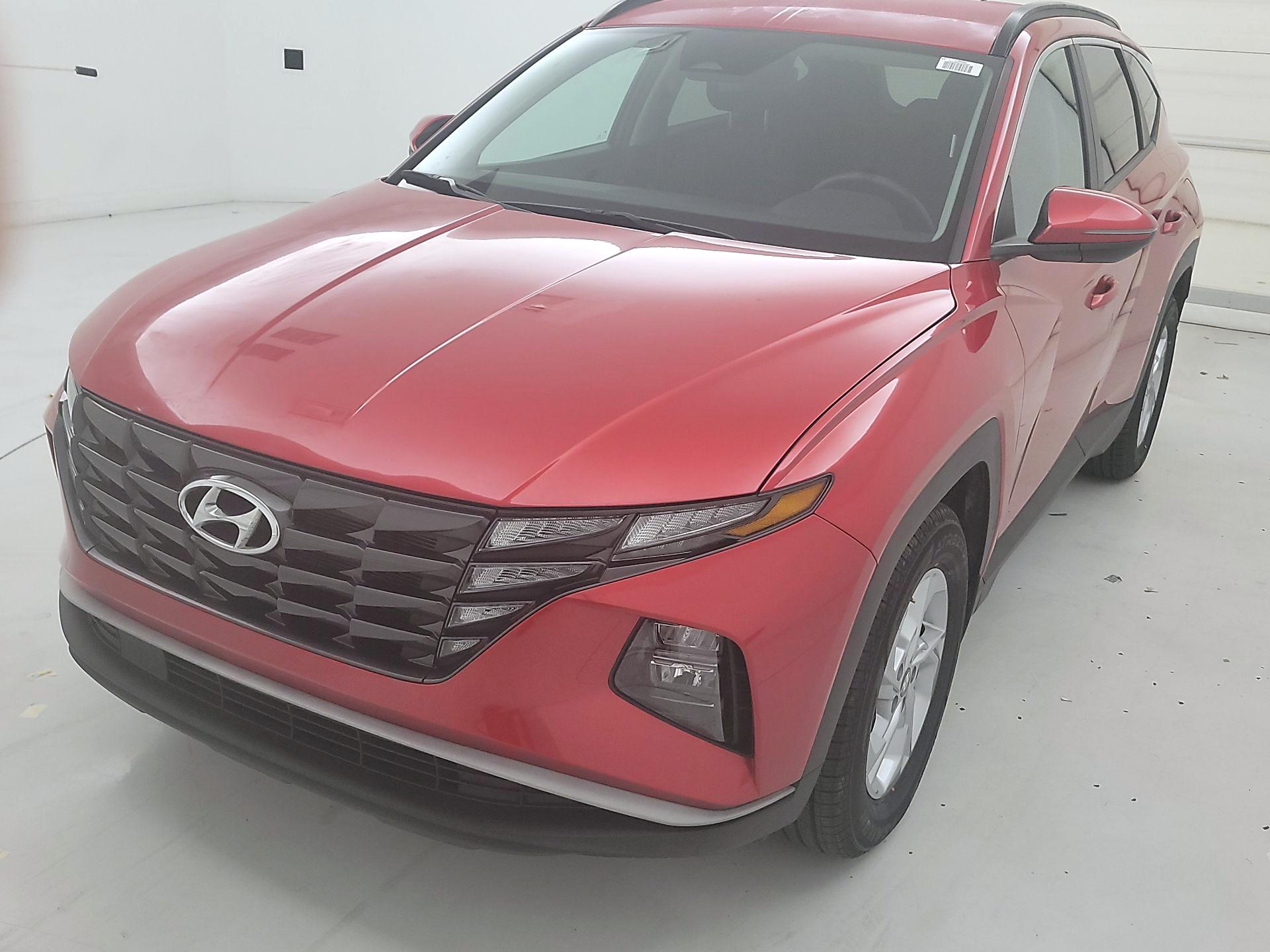 Thumbnail: 2023 Hyundai Tucson - 3