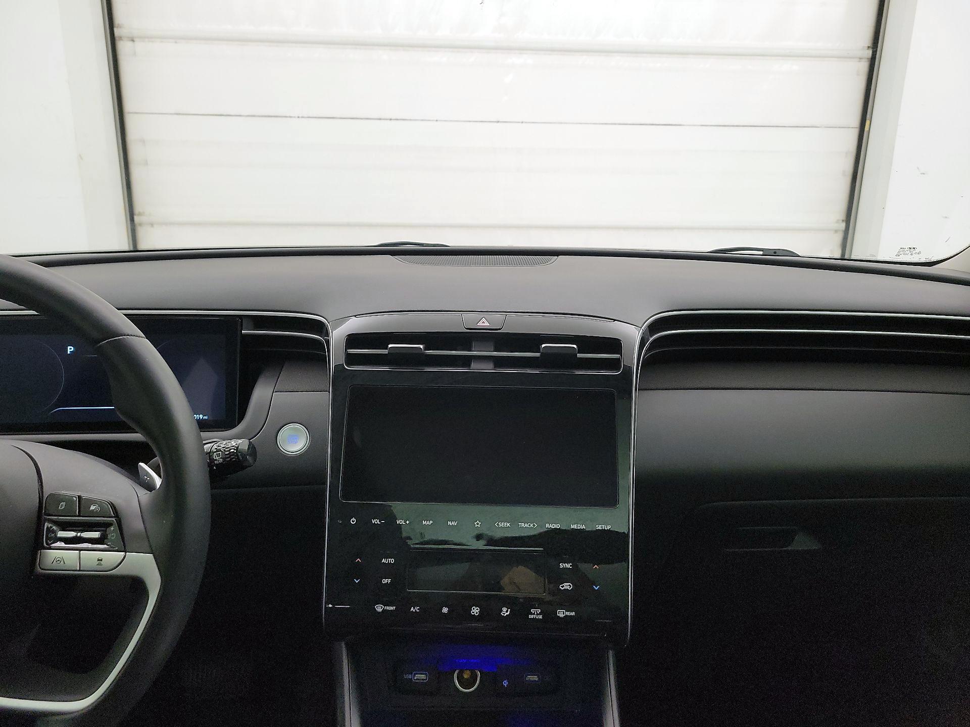 Thumbnail: 2023 Hyundai Tucson - 9