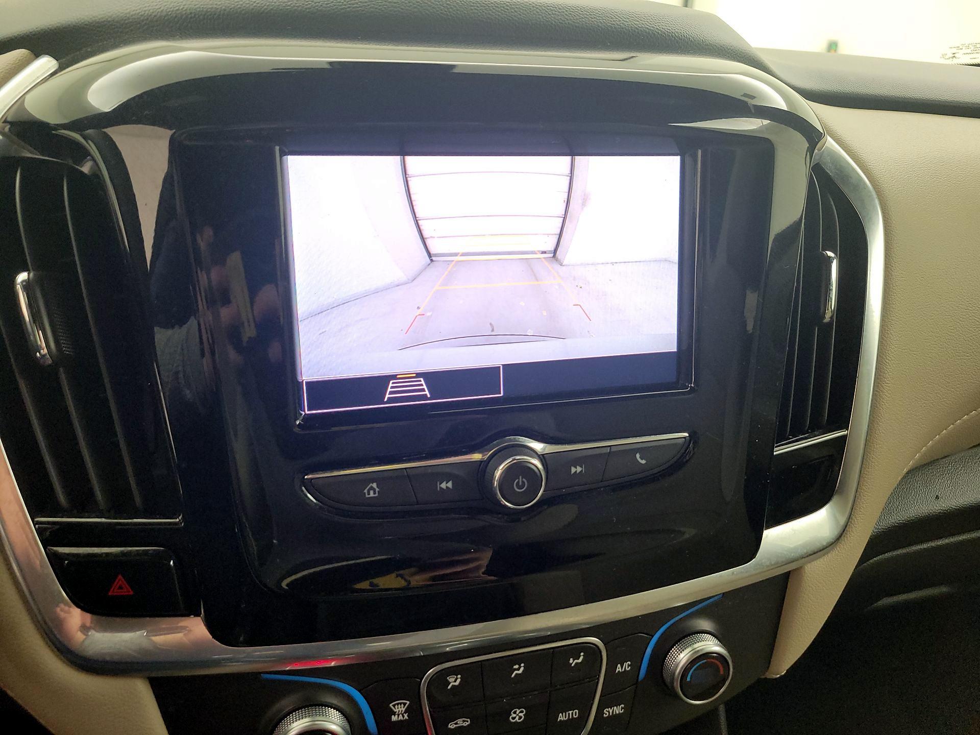 Thumbnail: 2022 Chevrolet Traverse - 12