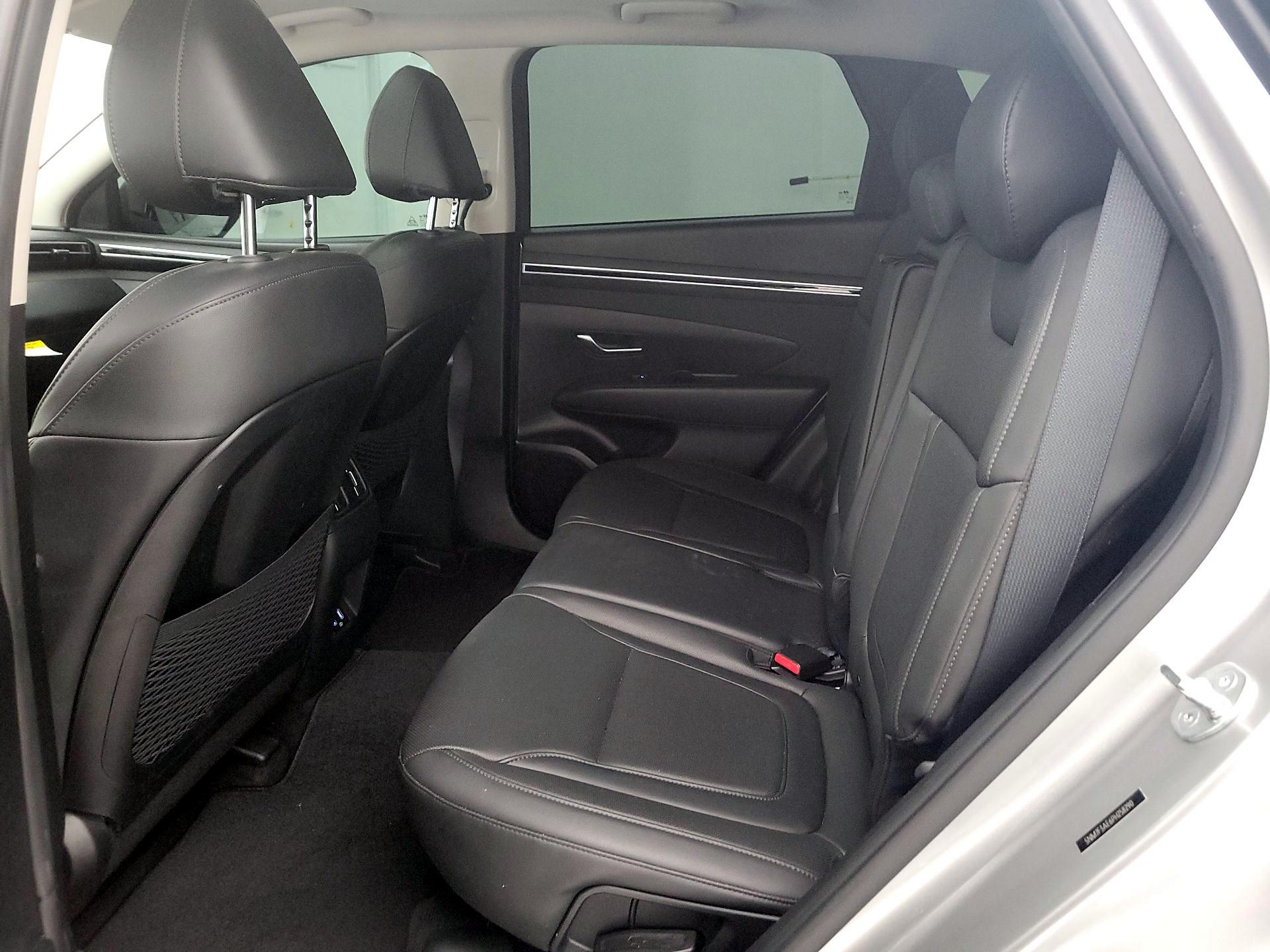 Thumbnail: 2023 Hyundai Tucson - 18