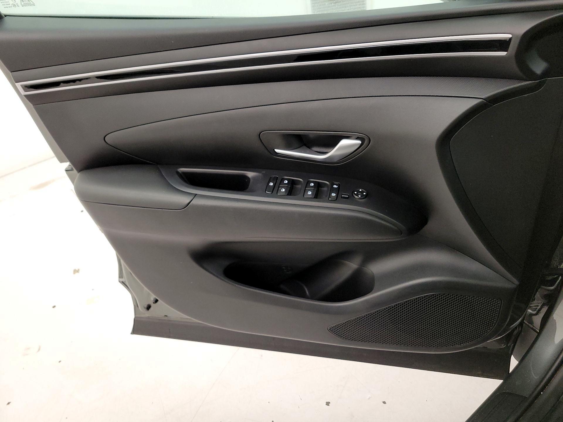 Thumbnail: 2023 Hyundai Tucson - 12