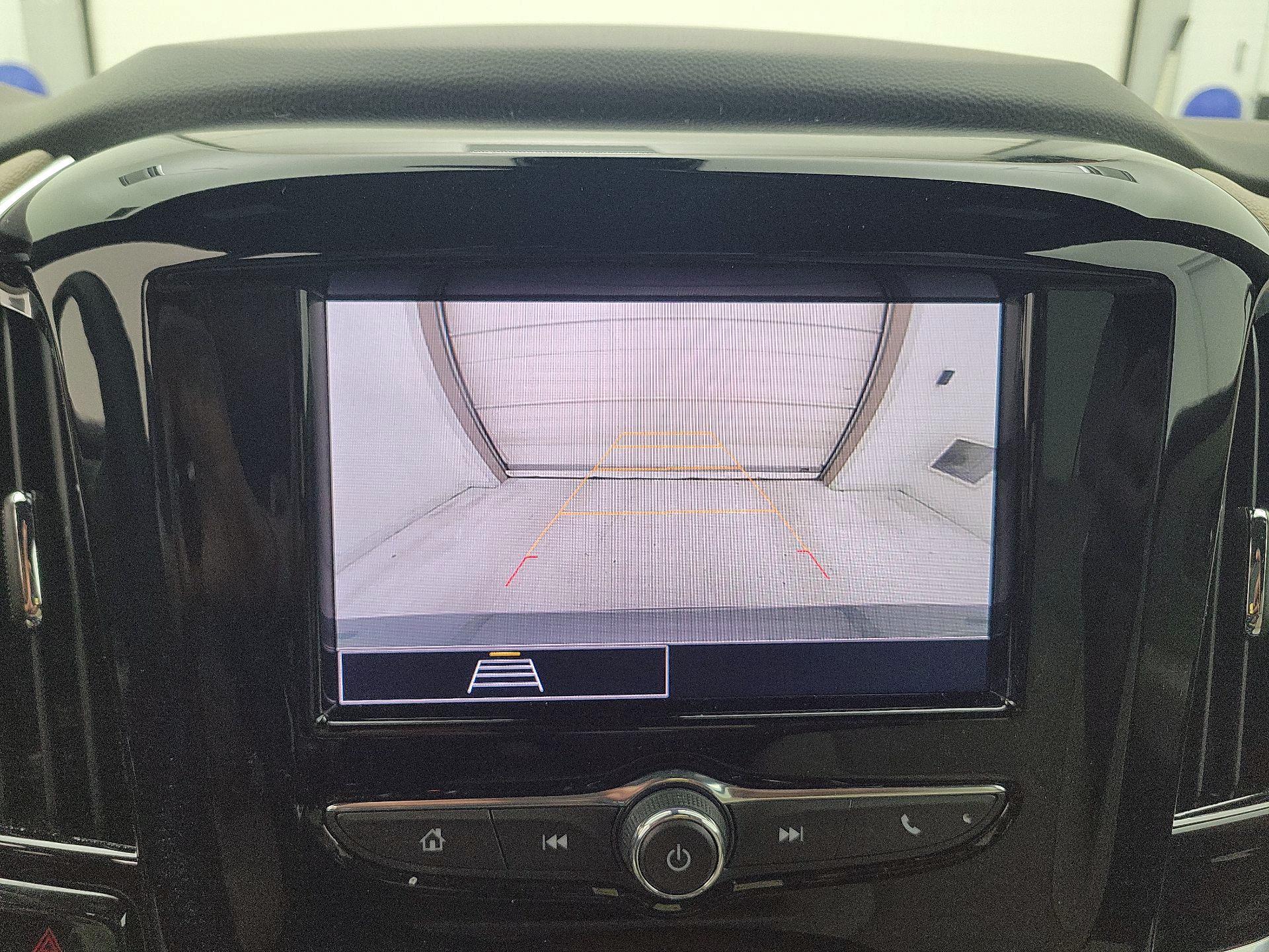 Thumbnail: 2023 Chevrolet Traverse - 14