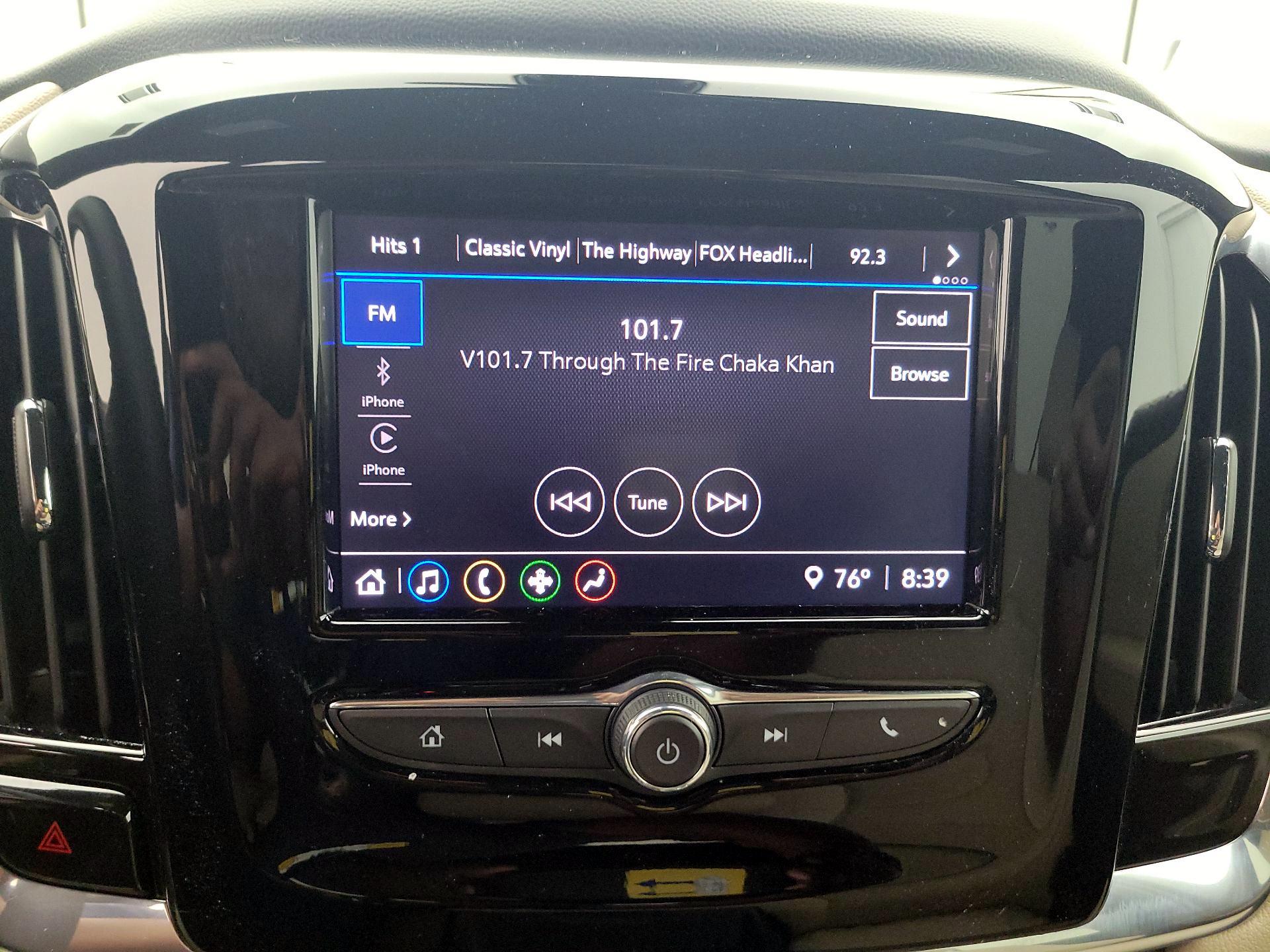 Thumbnail: 2023 Chevrolet Traverse - 15