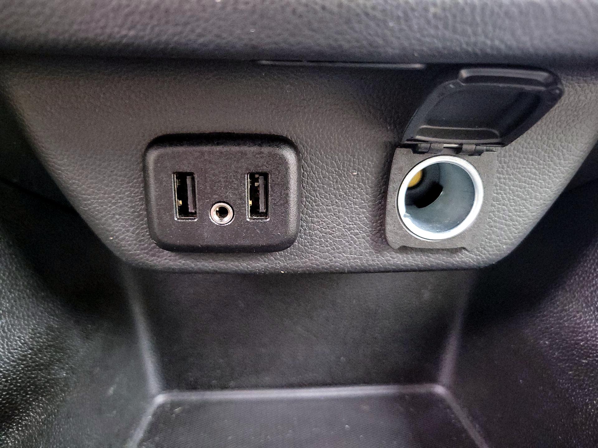 Thumbnail: 2023 Chevrolet Traverse - 18