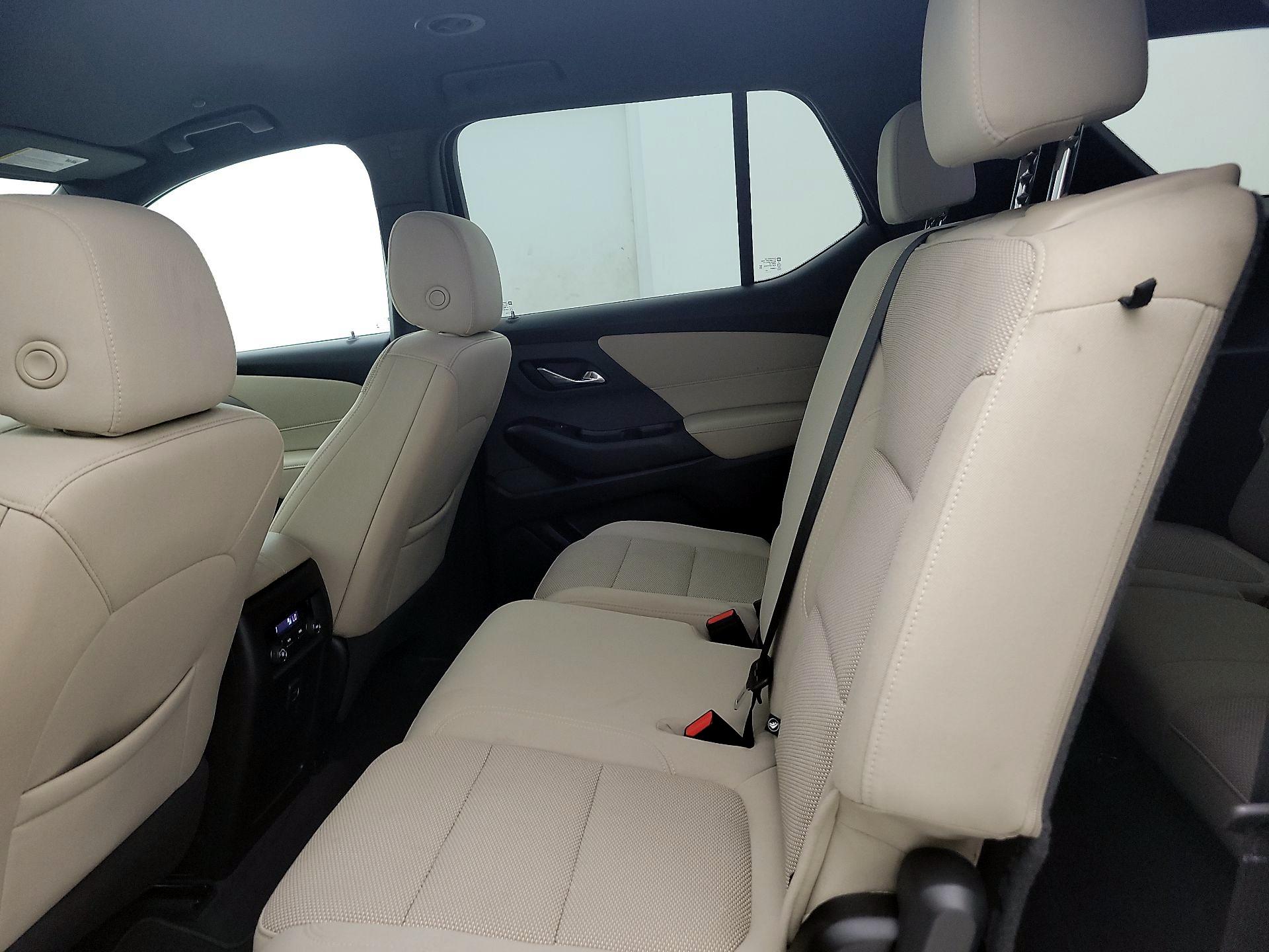 Thumbnail: 2023 Chevrolet Traverse - 19