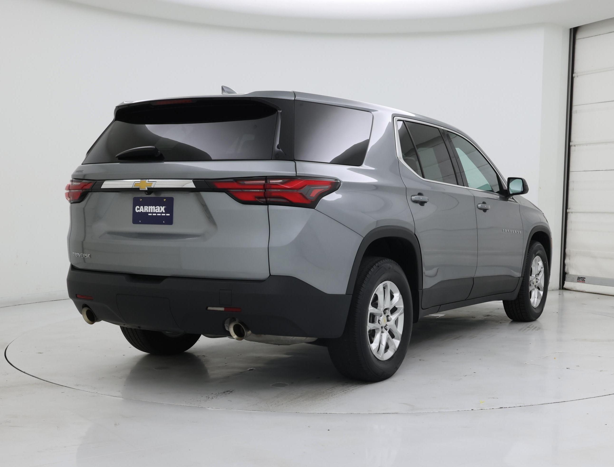 Thumbnail: 2023 Chevrolet Traverse - 8