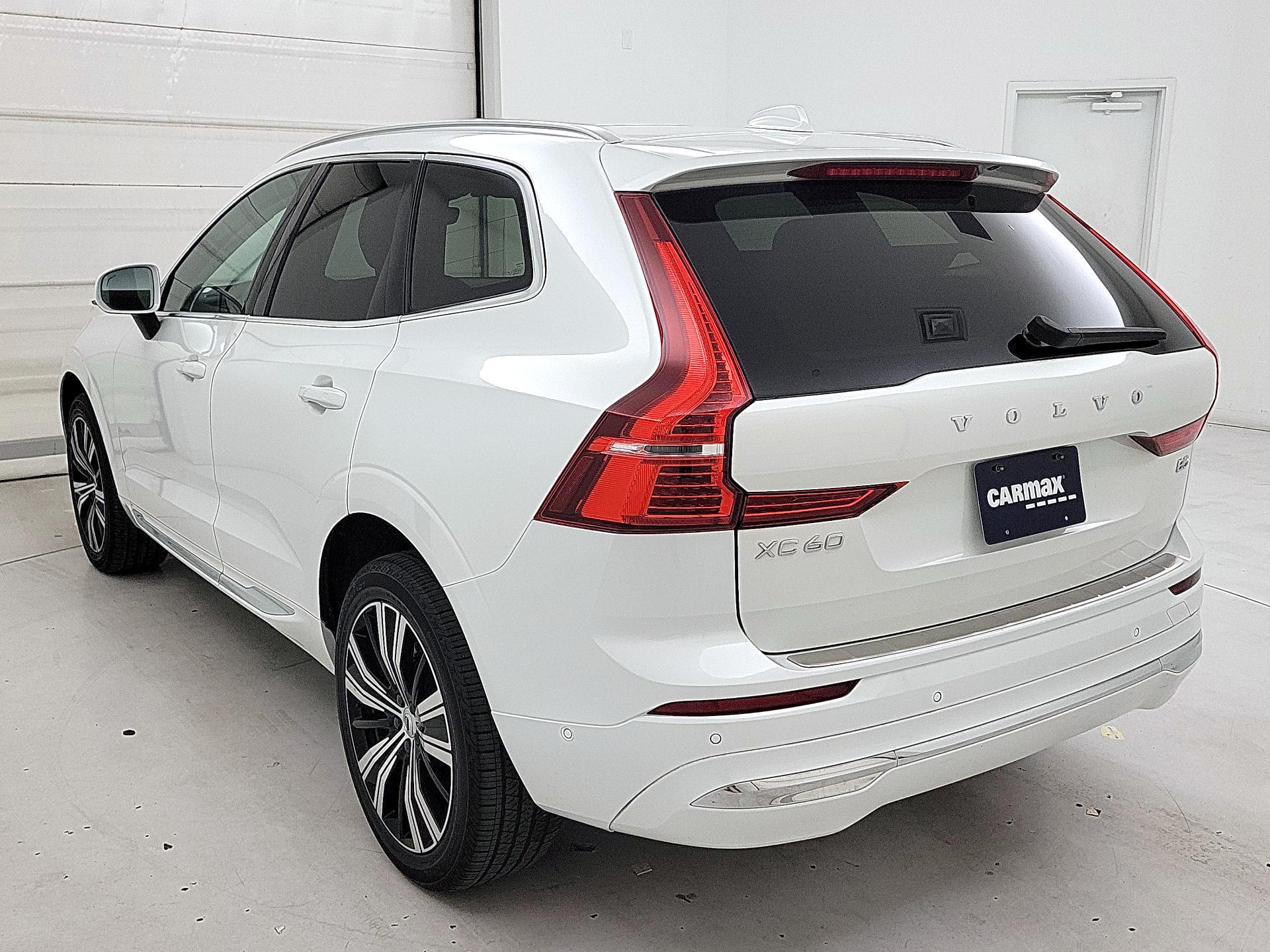 Thumbnail: 2023 Volvo XC60 - 7
