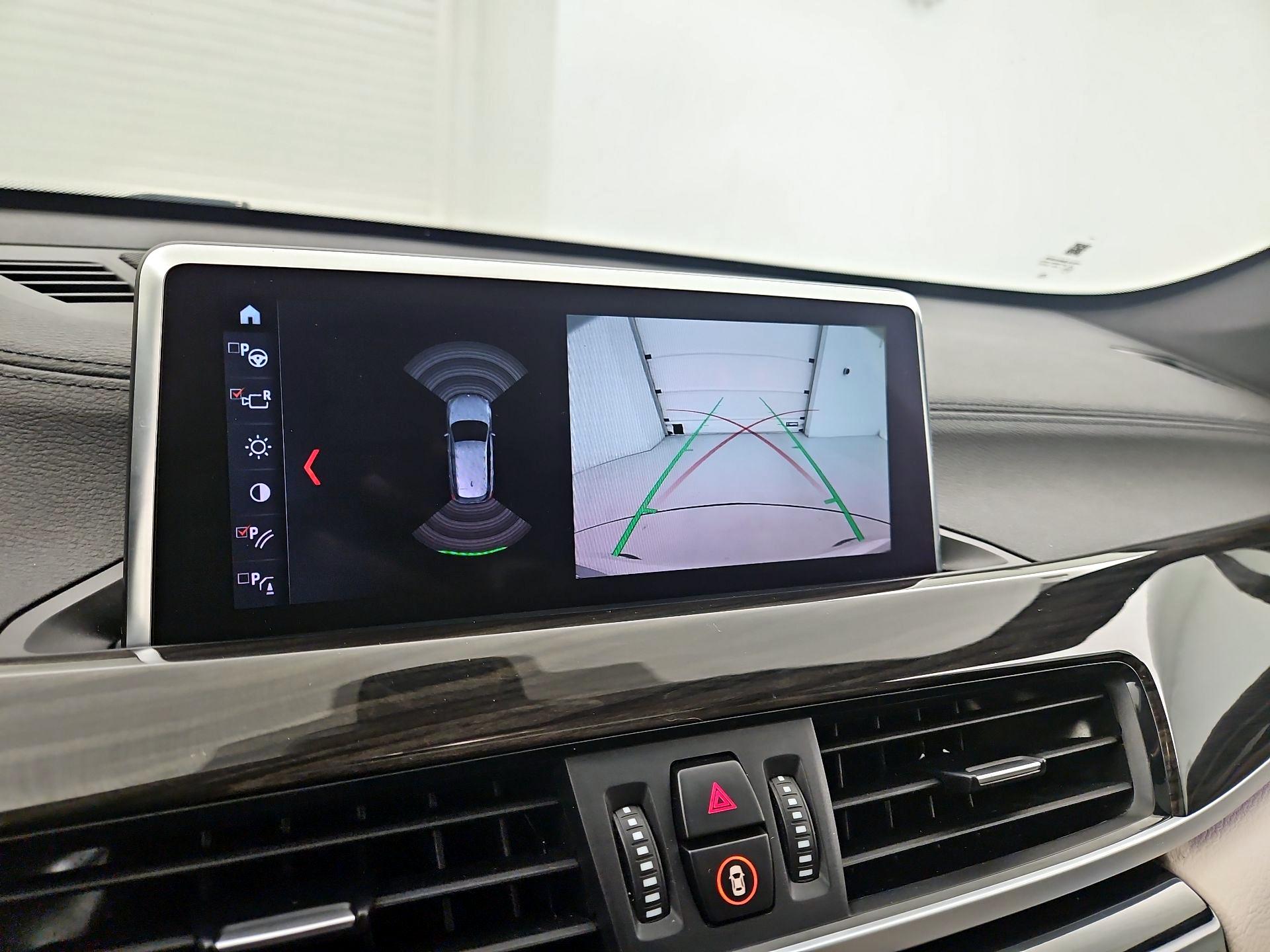 Thumbnail: 2021 BMW X1 - 15