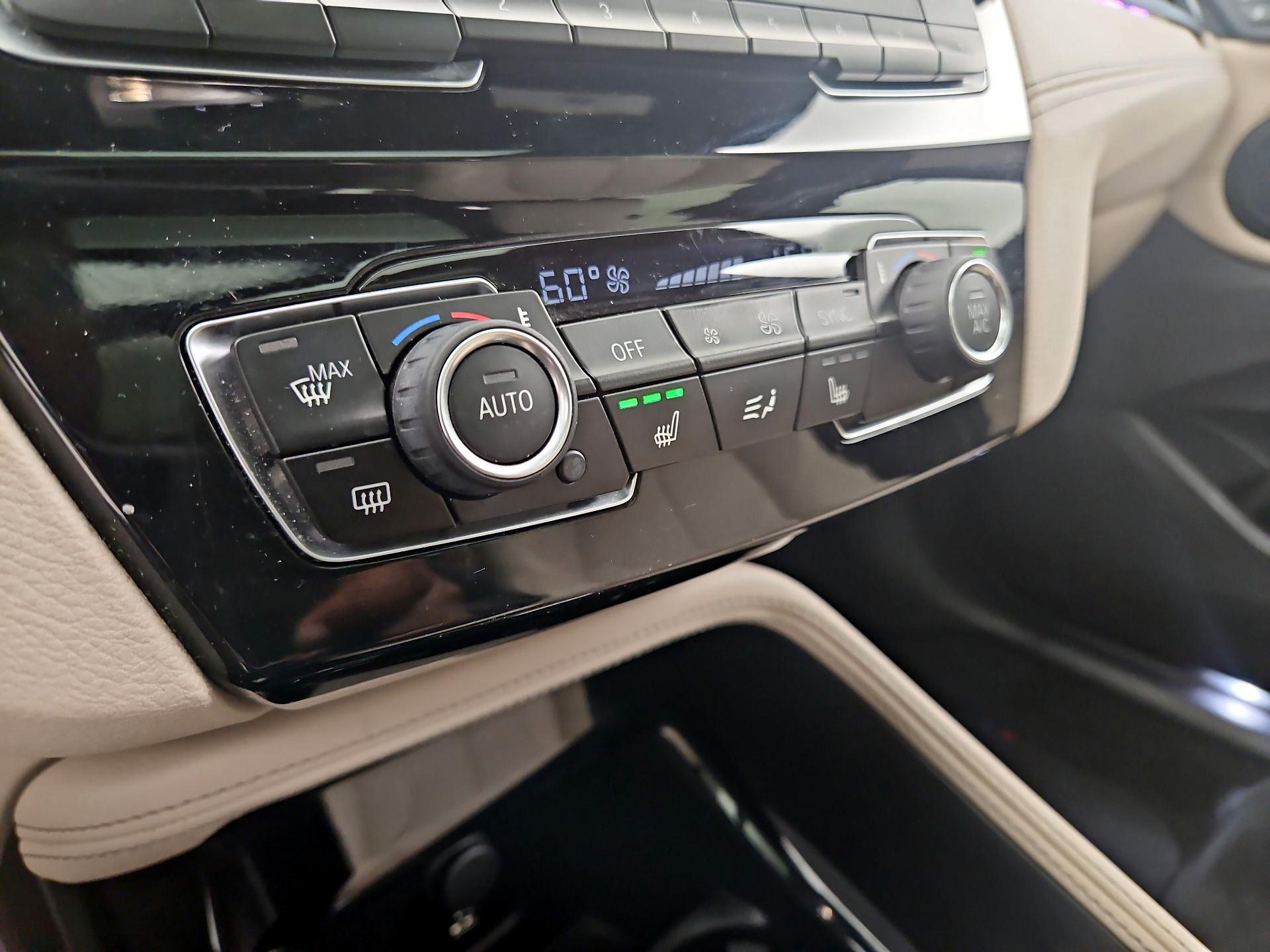 Thumbnail: 2021 BMW X1 - 17