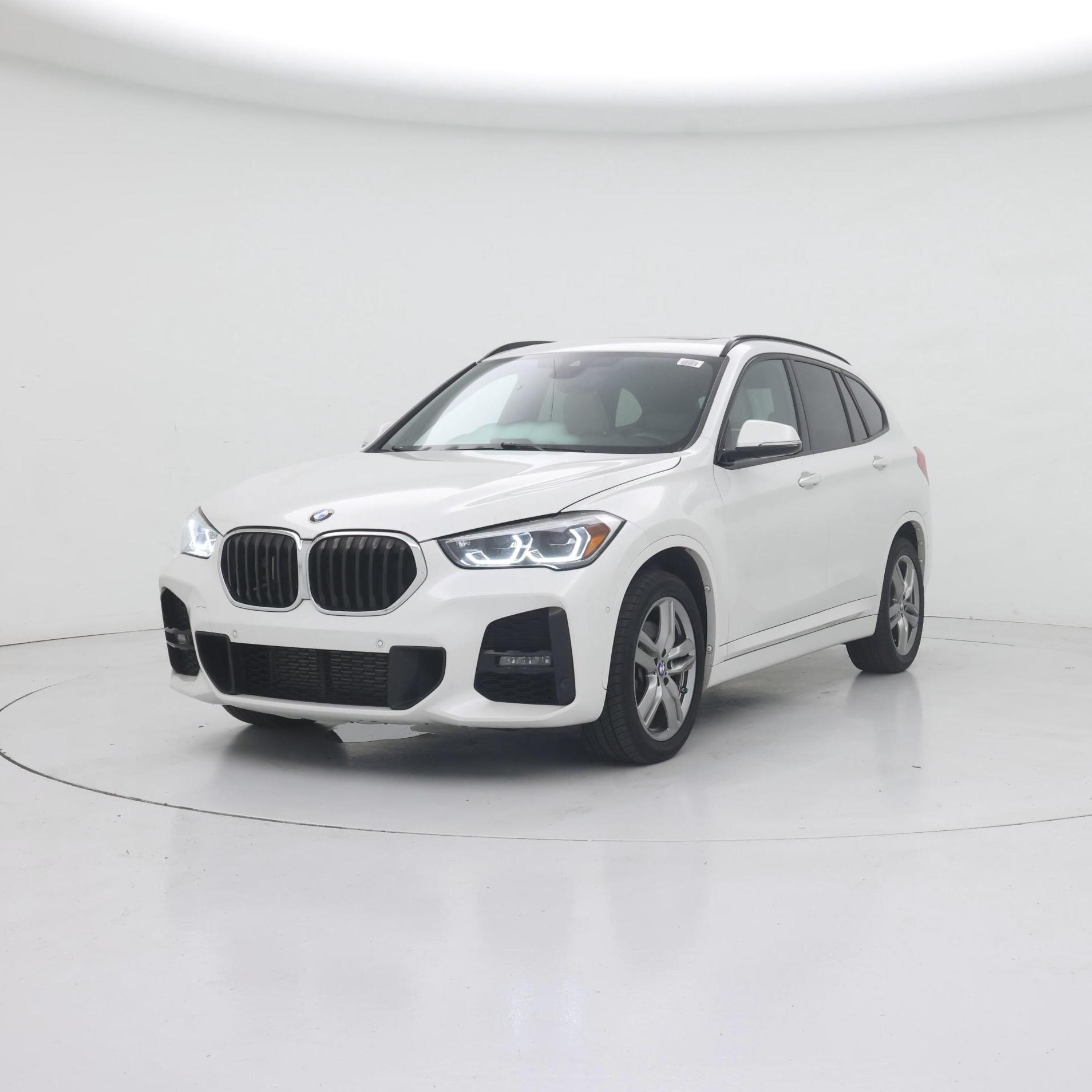 Thumbnail: 2021 BMW X1 - 4