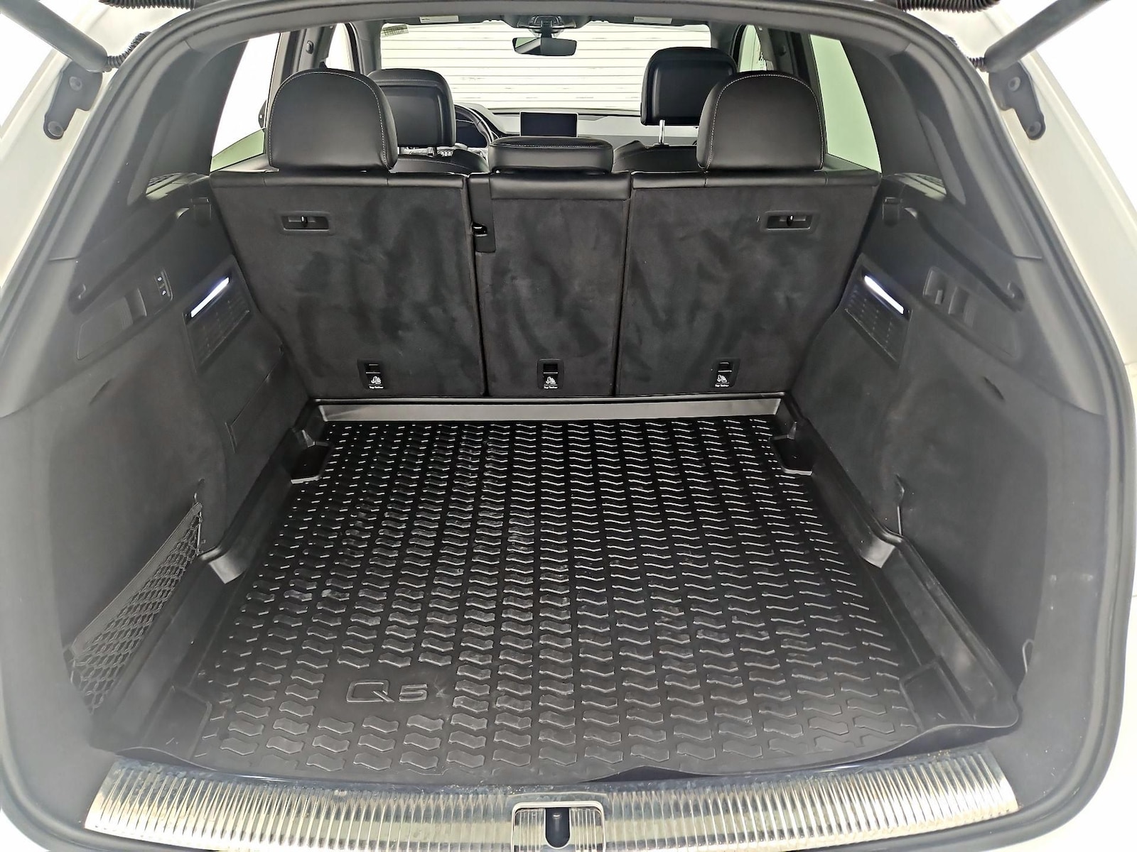 2020 Audi SQ5 Premium Plus - Photo 23