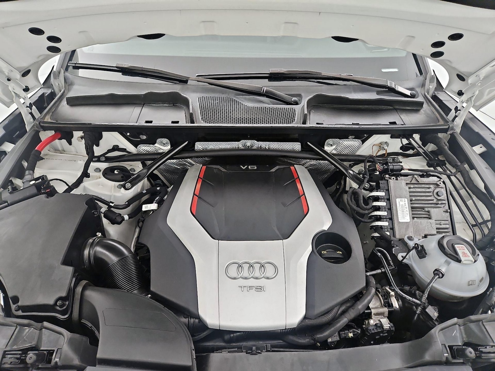 2020 Audi SQ5 Premium Plus - Photo 24