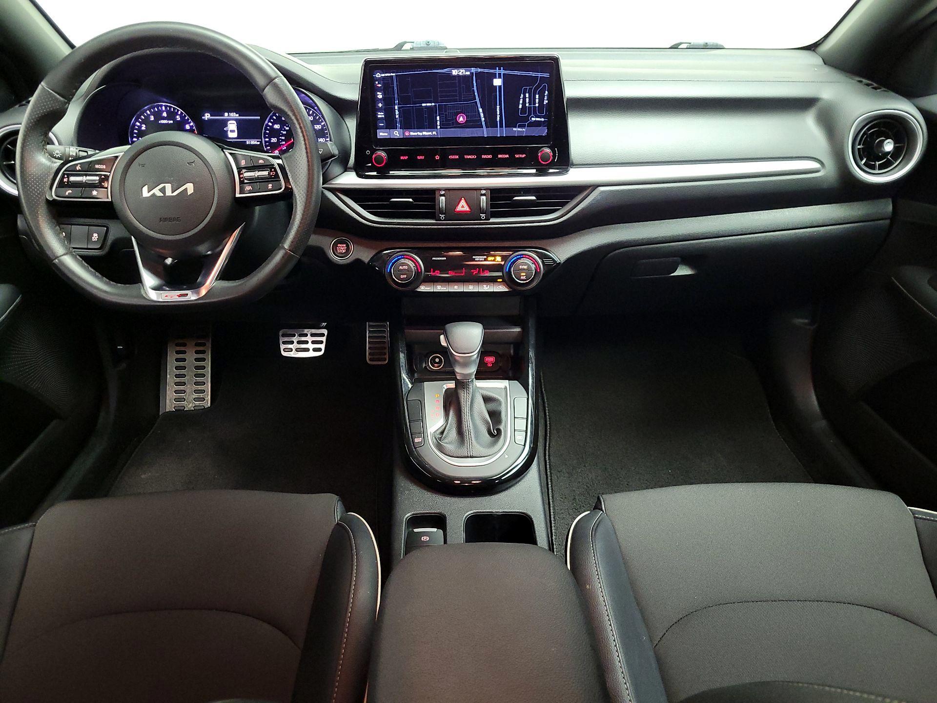 Thumbnail: 2024 Kia Forte - 9