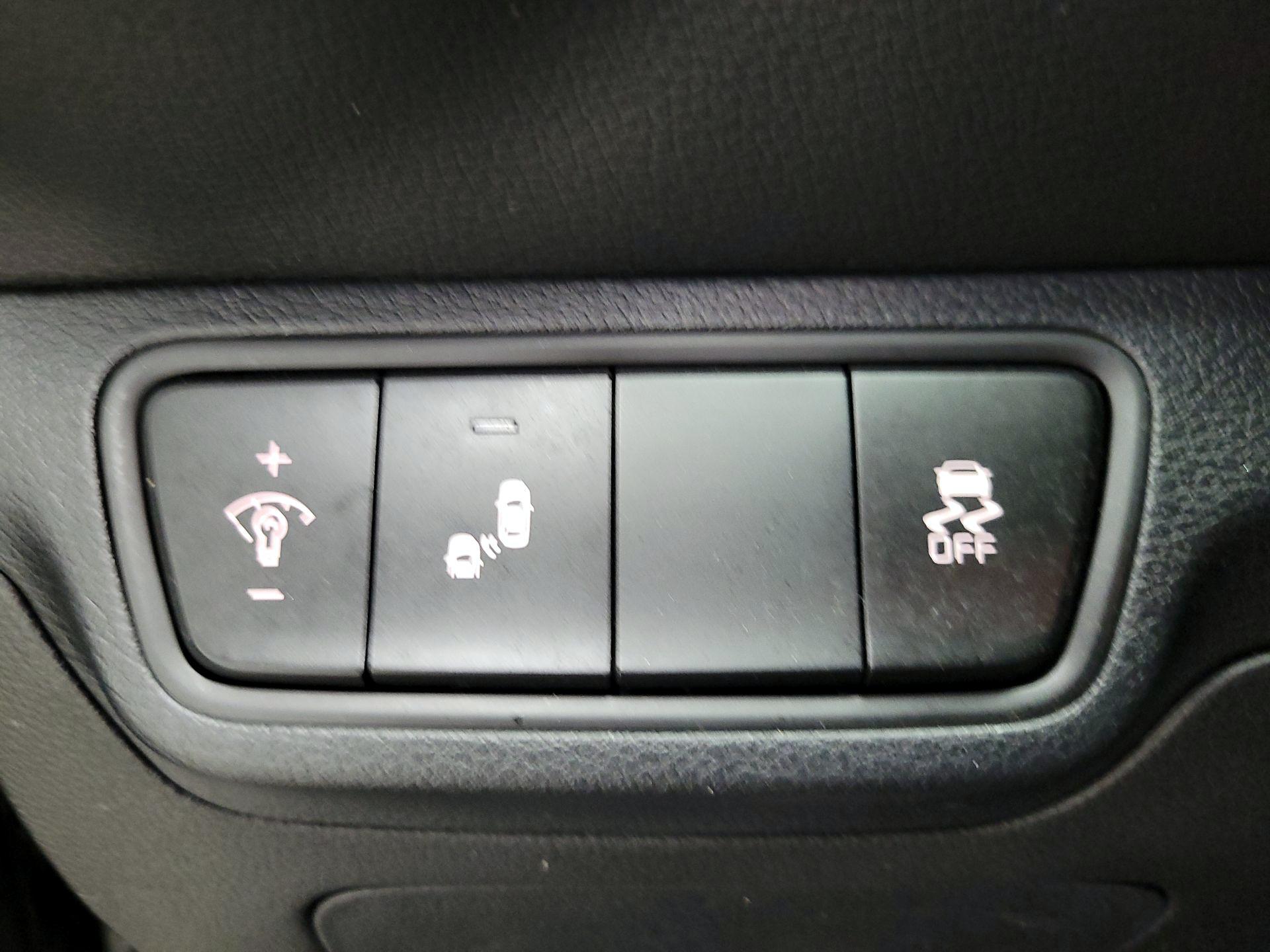 Thumbnail: 2024 Kia Forte - 13