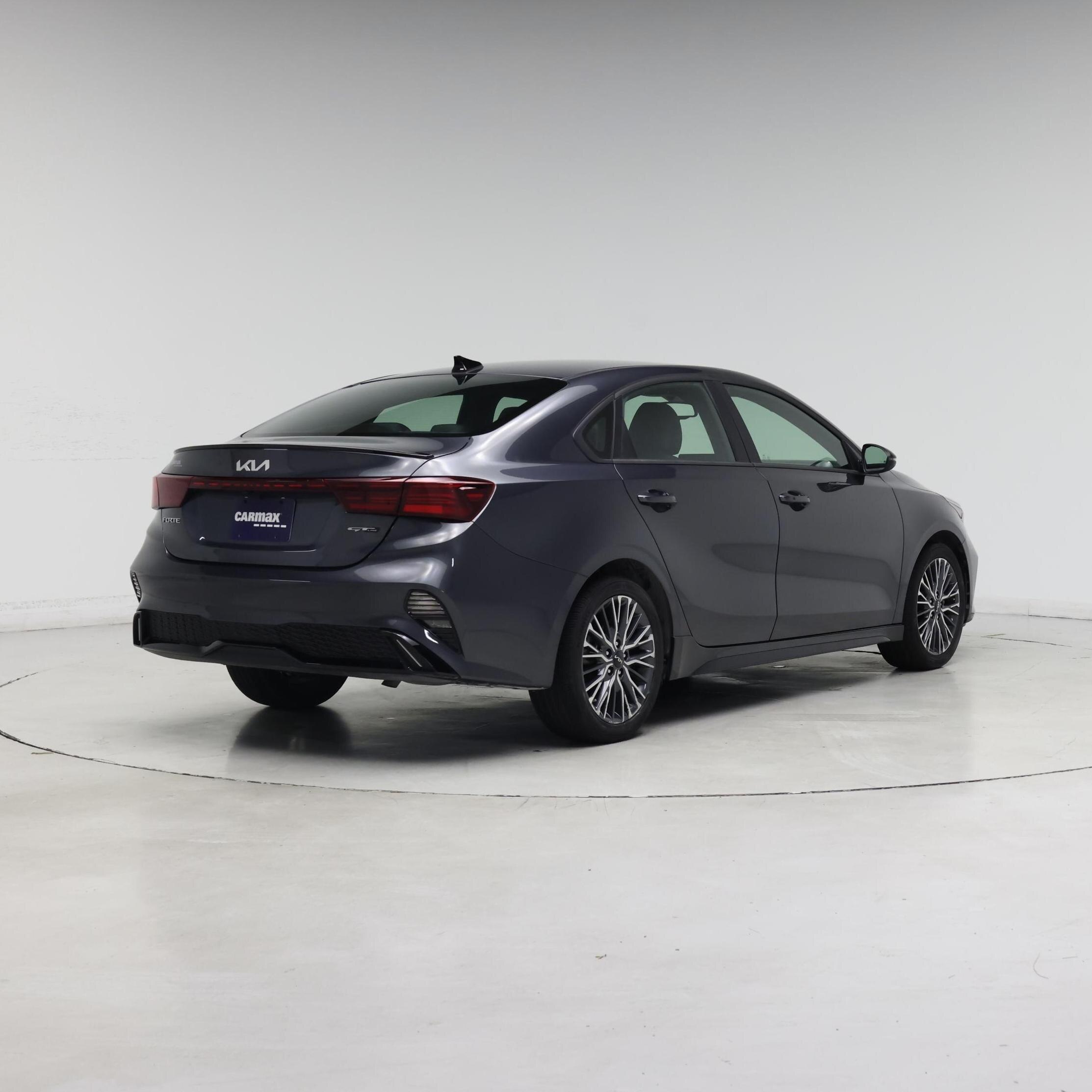 Thumbnail: 2024 Kia Forte - 8