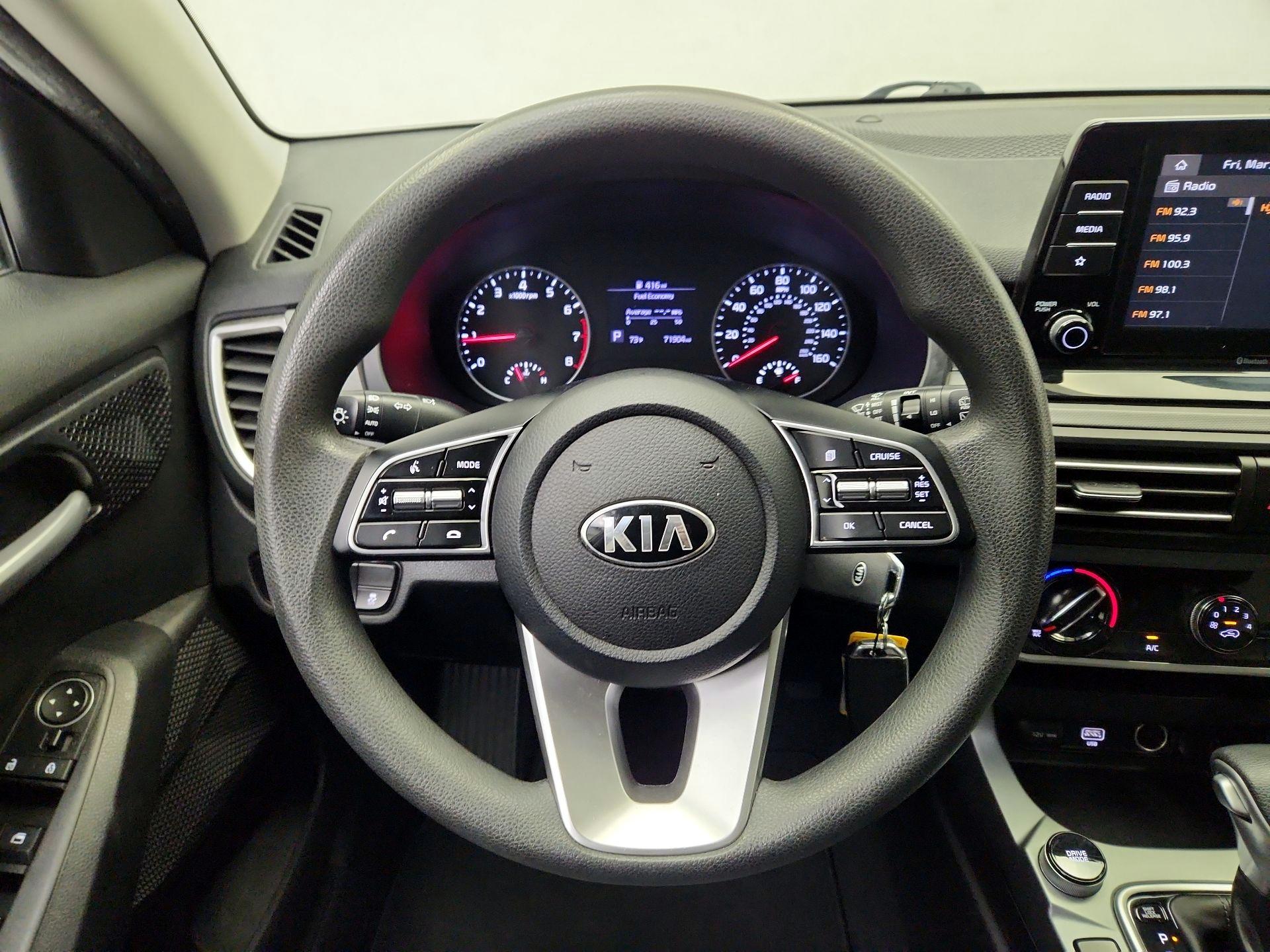 Thumbnail: 2021 Kia Seltos - 10