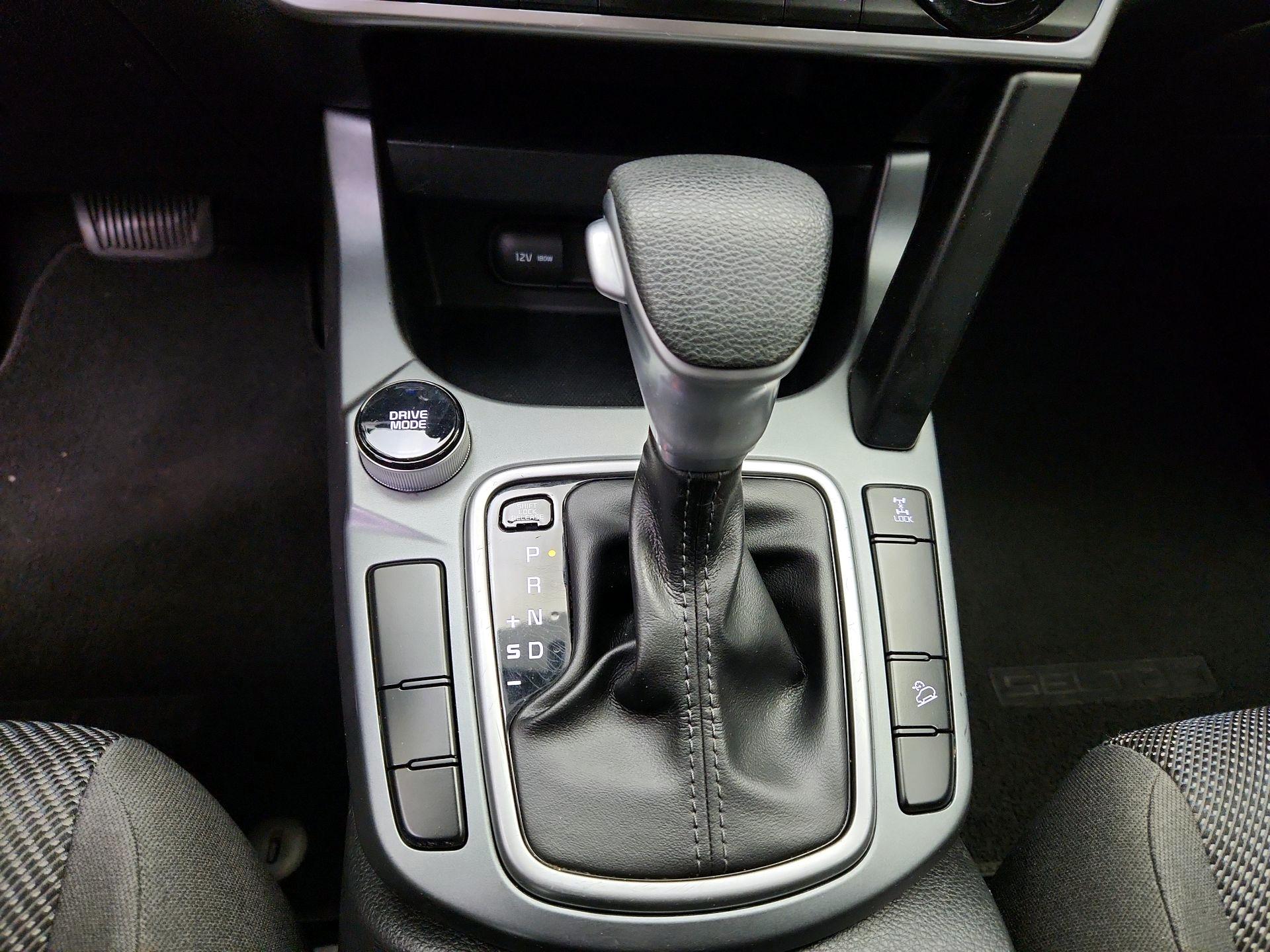 Thumbnail: 2021 Kia Seltos - 17