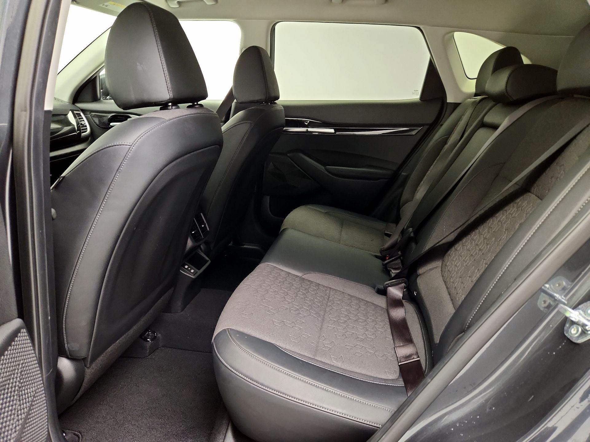 Thumbnail: 2025 Kia Seltos - 20