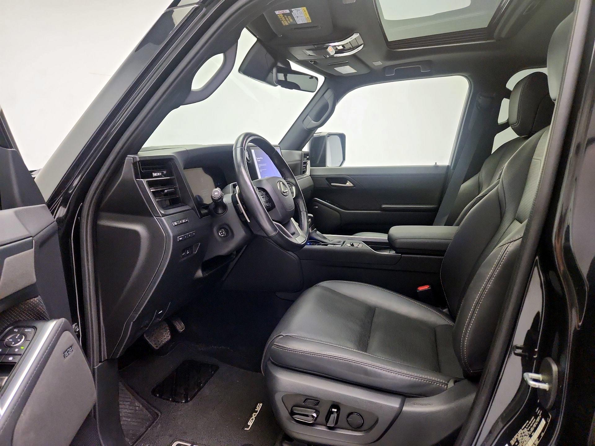 Thumbnail: 2024 Lexus GX - 11