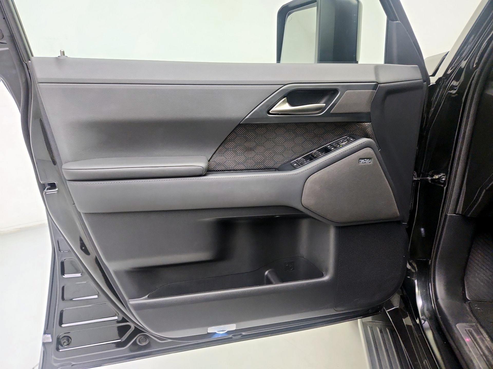 Thumbnail: 2024 Lexus GX - 12