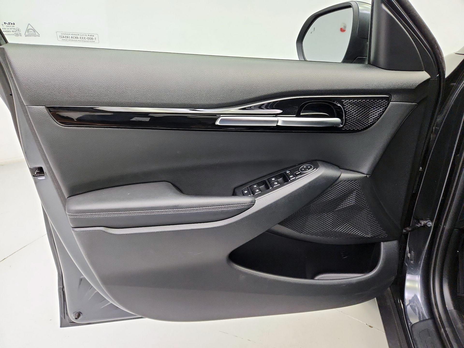 Thumbnail: 2025 Kia Seltos - 12