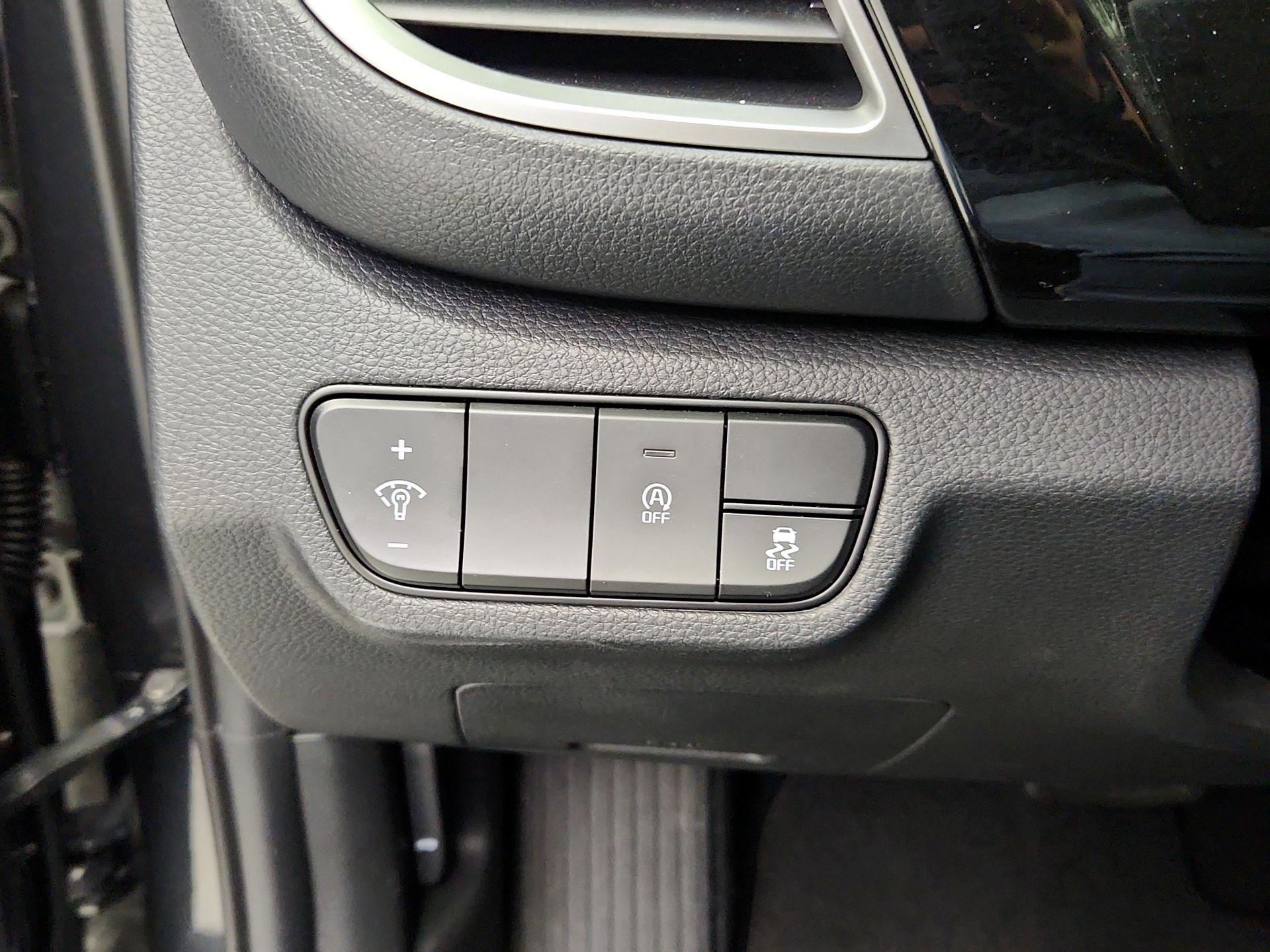 Thumbnail: 2025 Kia Seltos - 13