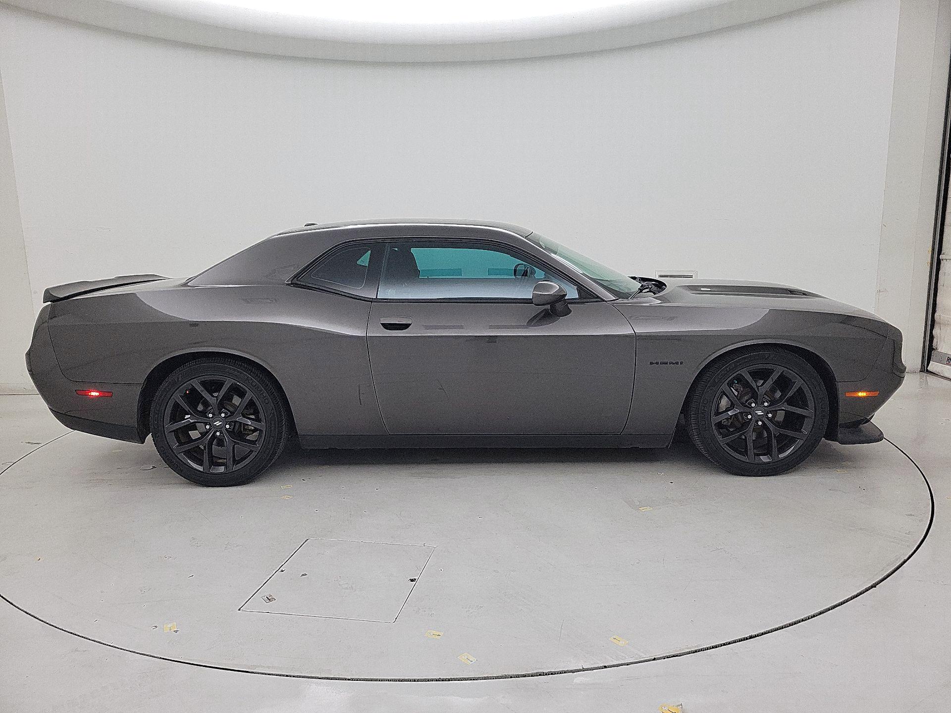 Thumbnail: 2021 Dodge Challenger - 4