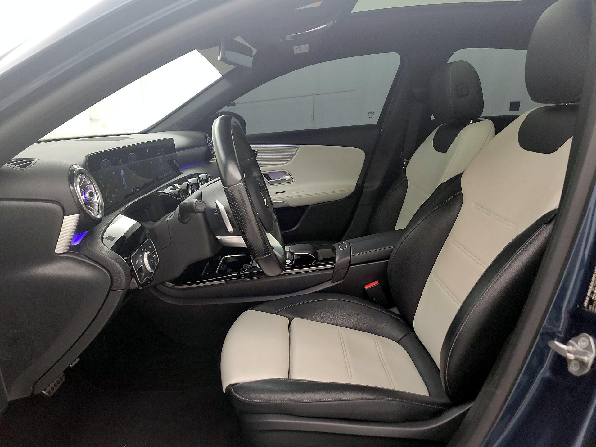 Thumbnail: 2020 Mercedes-Benz A-Class - 11