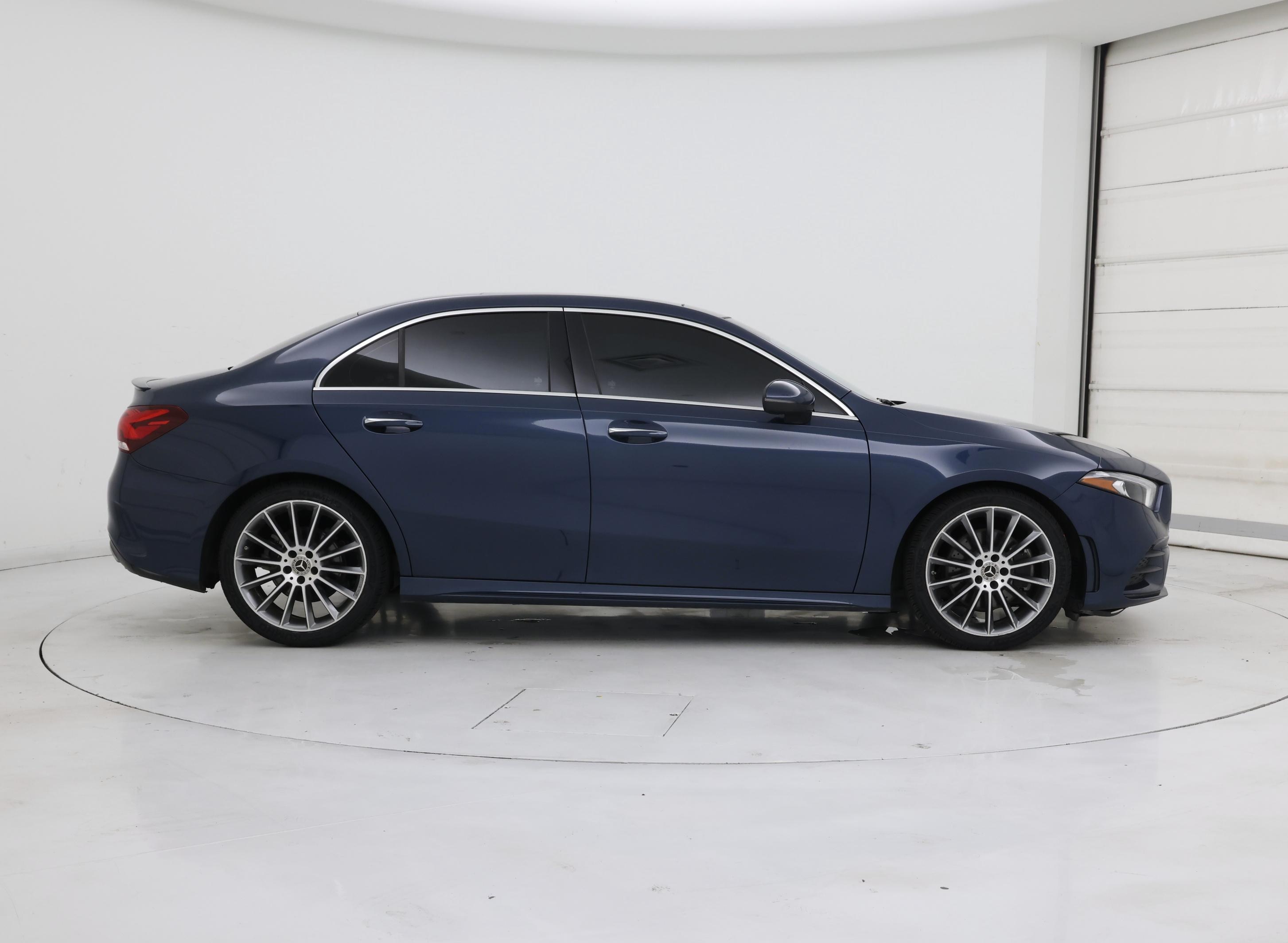 Thumbnail: 2020 Mercedes-Benz A-Class - 7