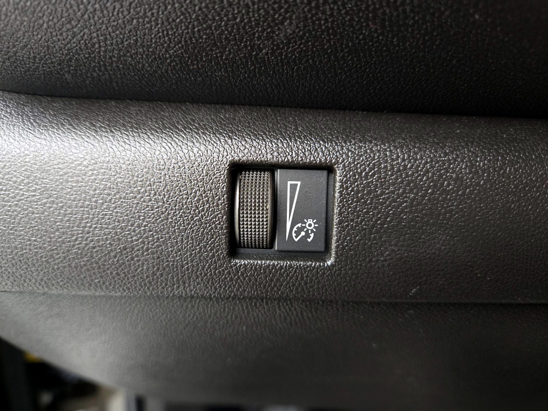 Thumbnail: 2023 Chevrolet Colorado - 13