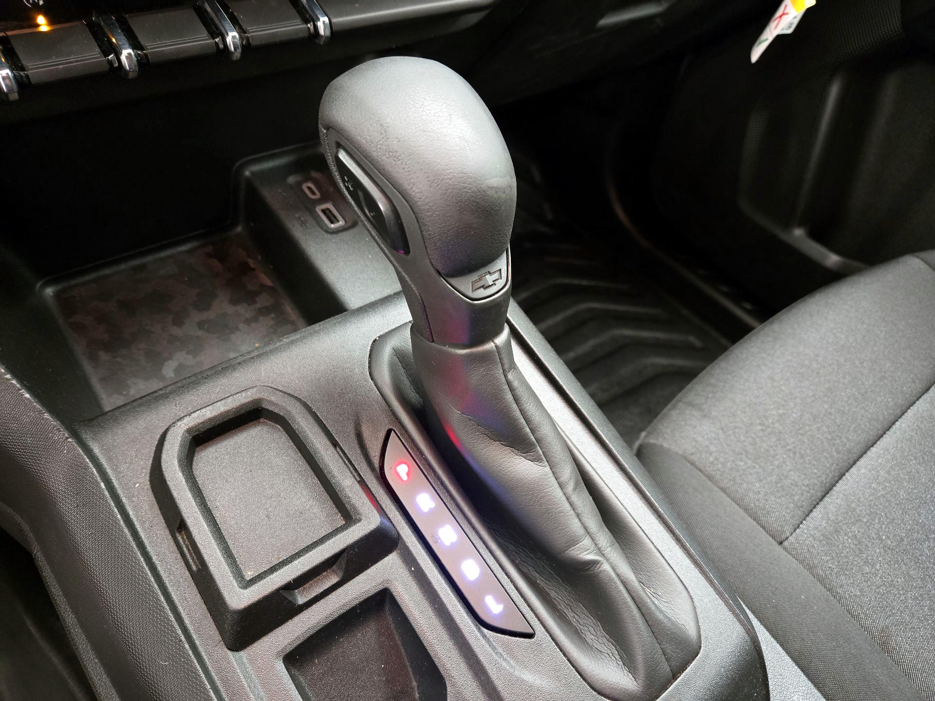 Thumbnail: 2023 Chevrolet Colorado - 17