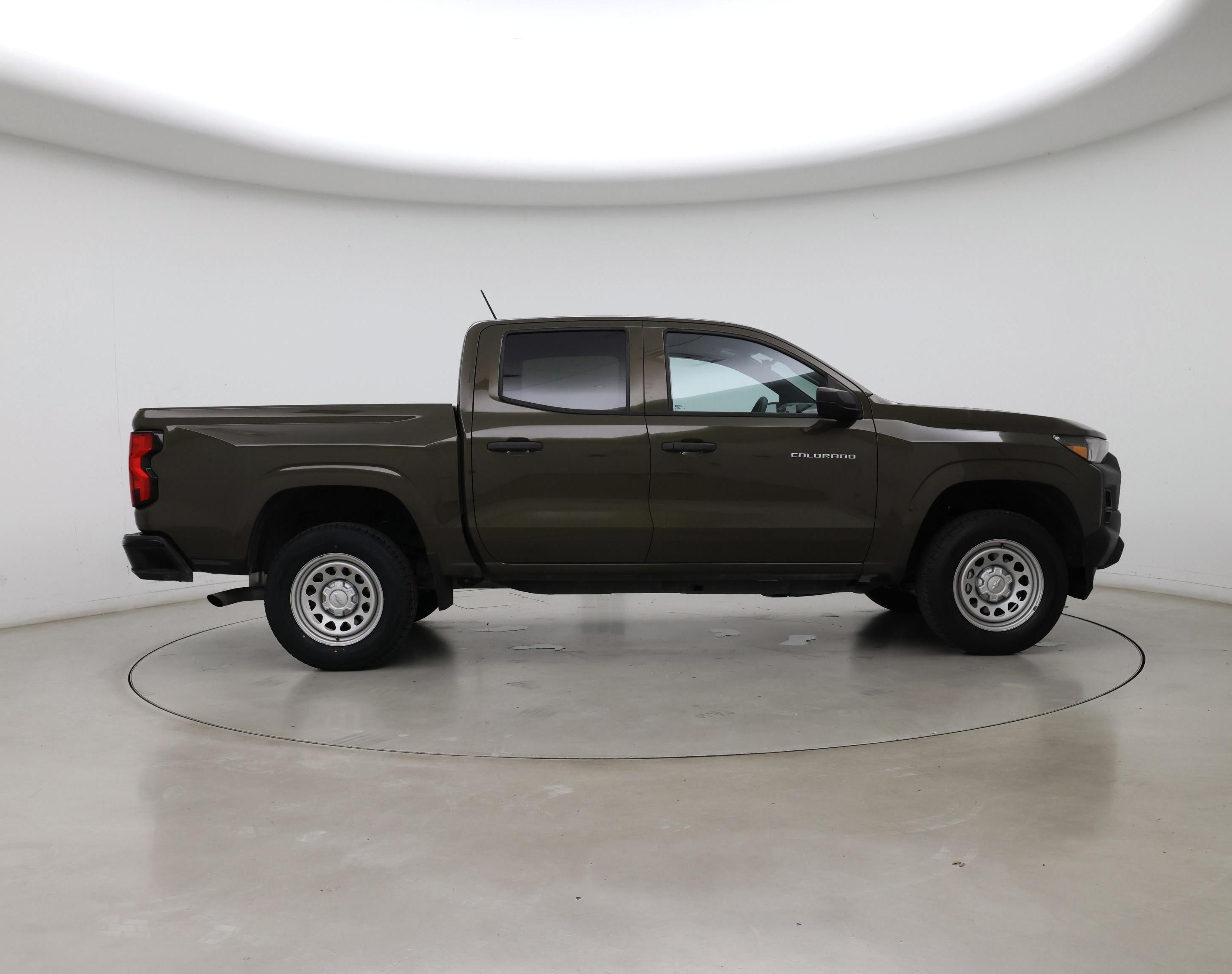 Thumbnail: 2023 Chevrolet Colorado - 7