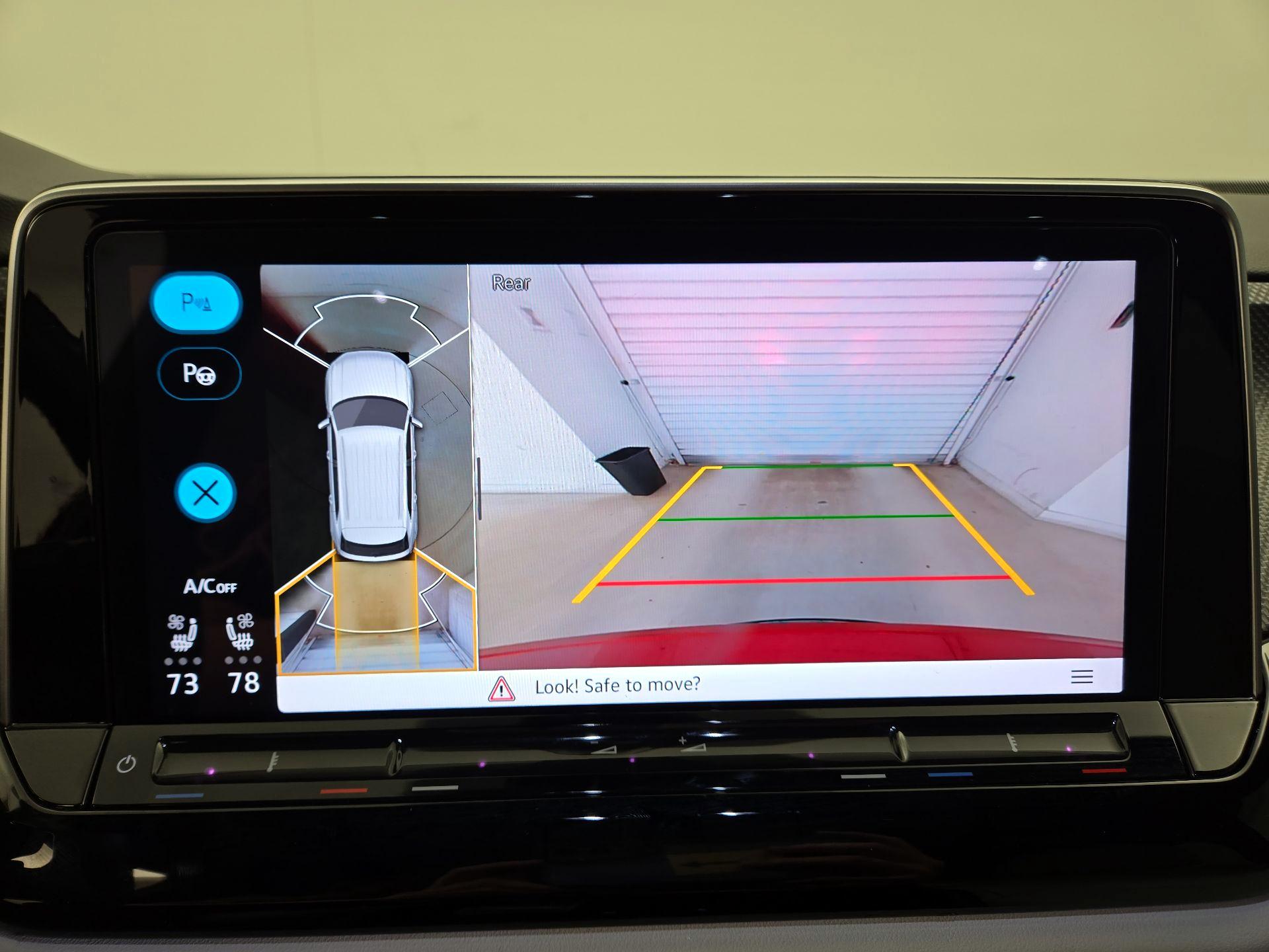 Thumbnail: 2024 Volkswagen Atlas - 14