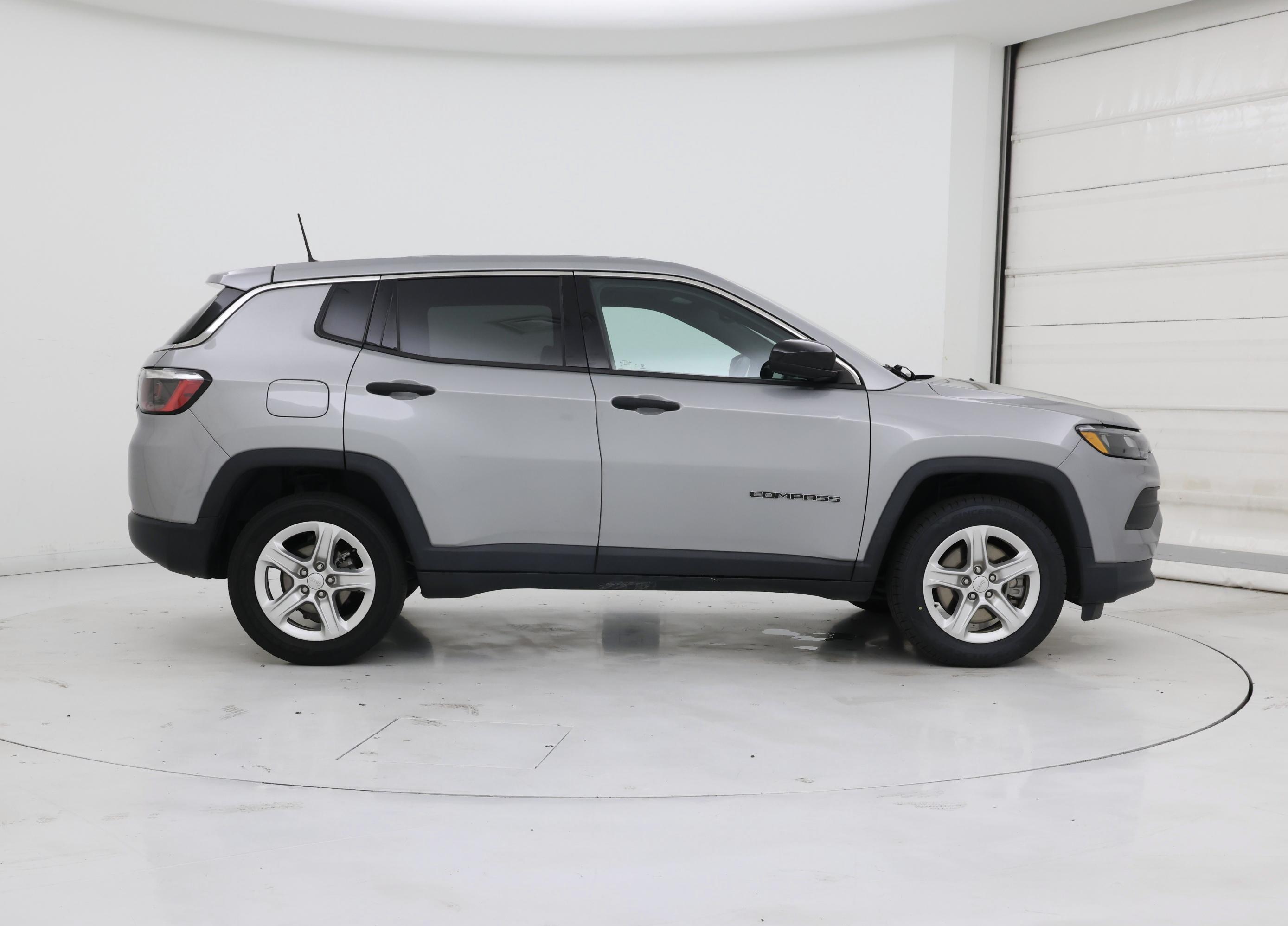 Thumbnail: 2023 Jeep Compass - 7