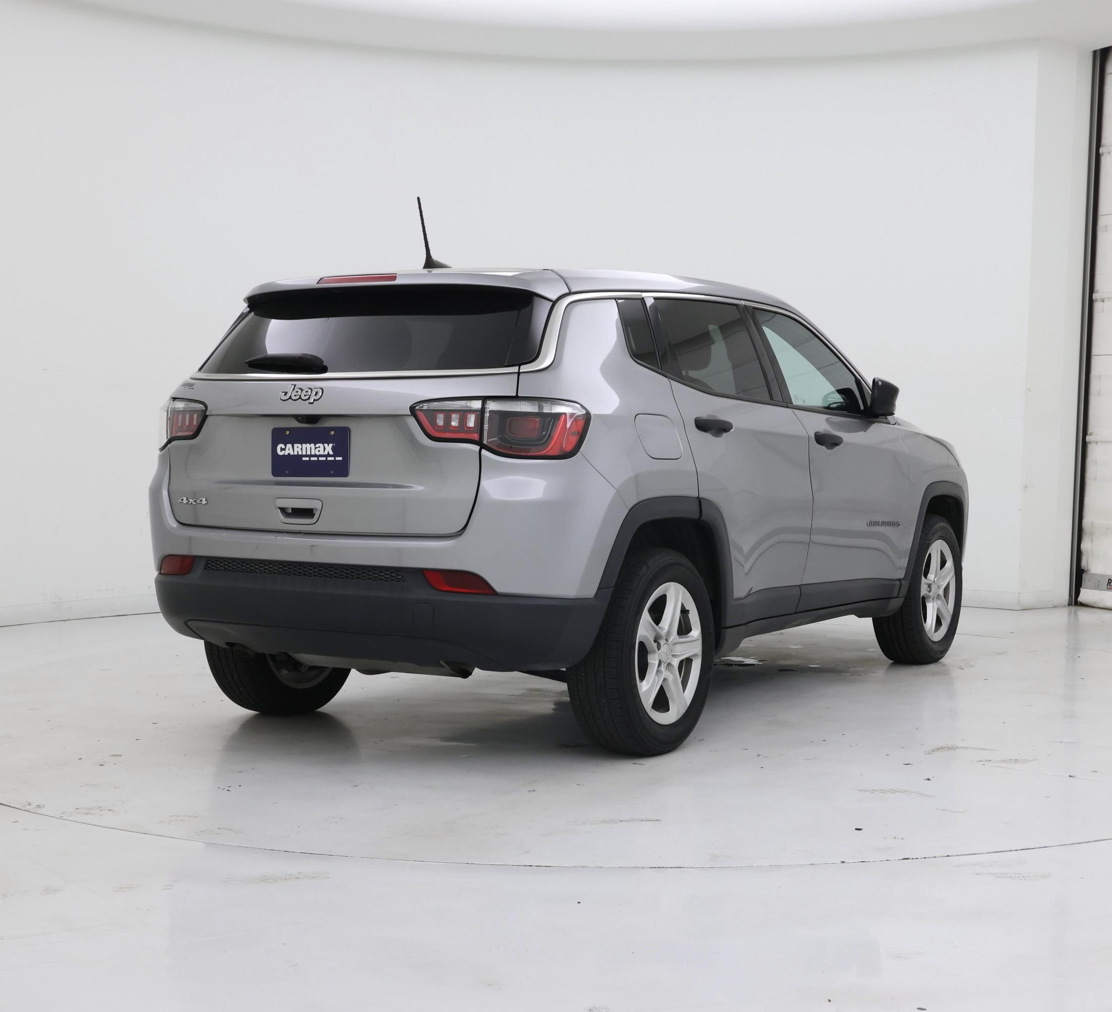Thumbnail: 2023 Jeep Compass - 8