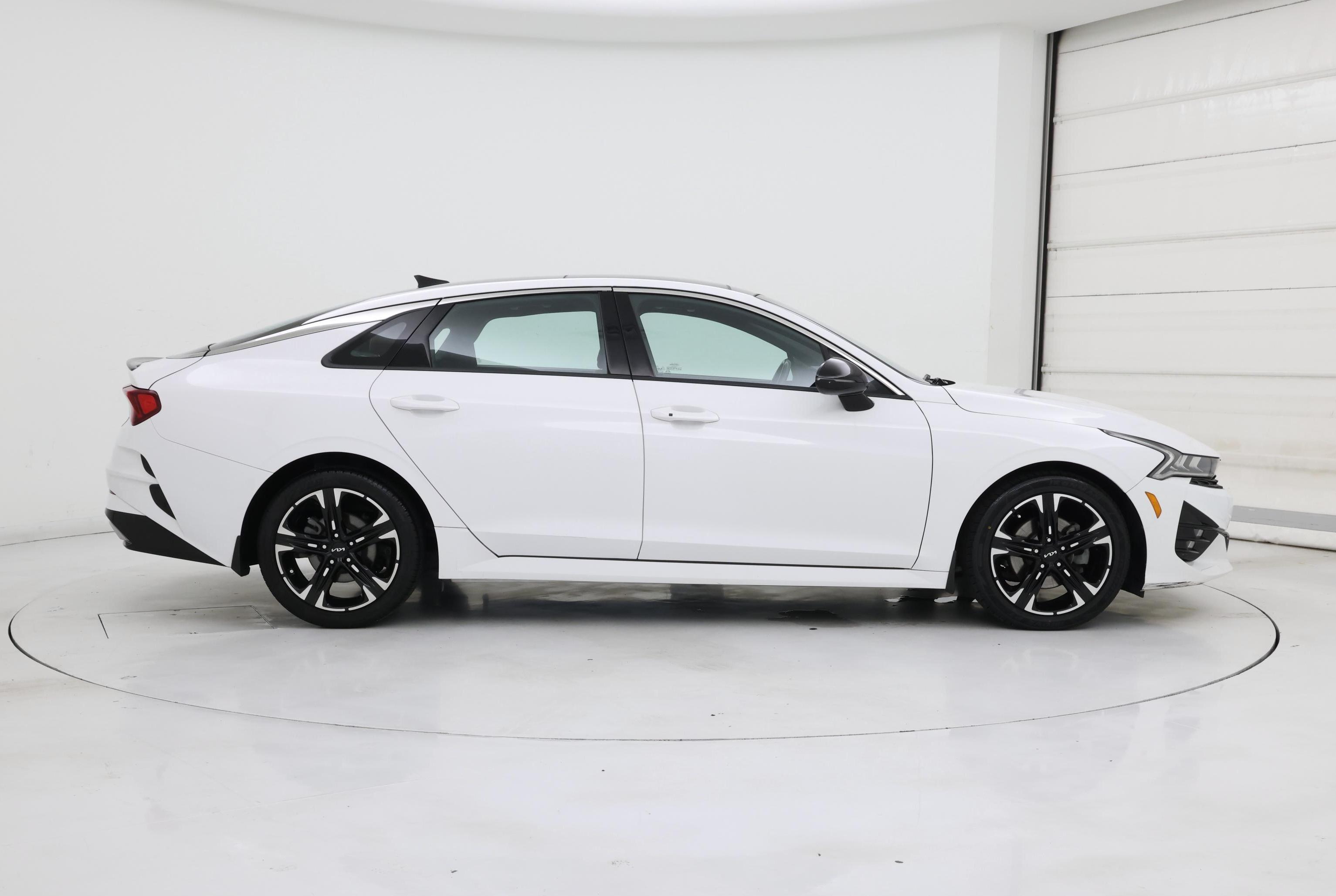 Thumbnail: 2023 Kia K5 - 7