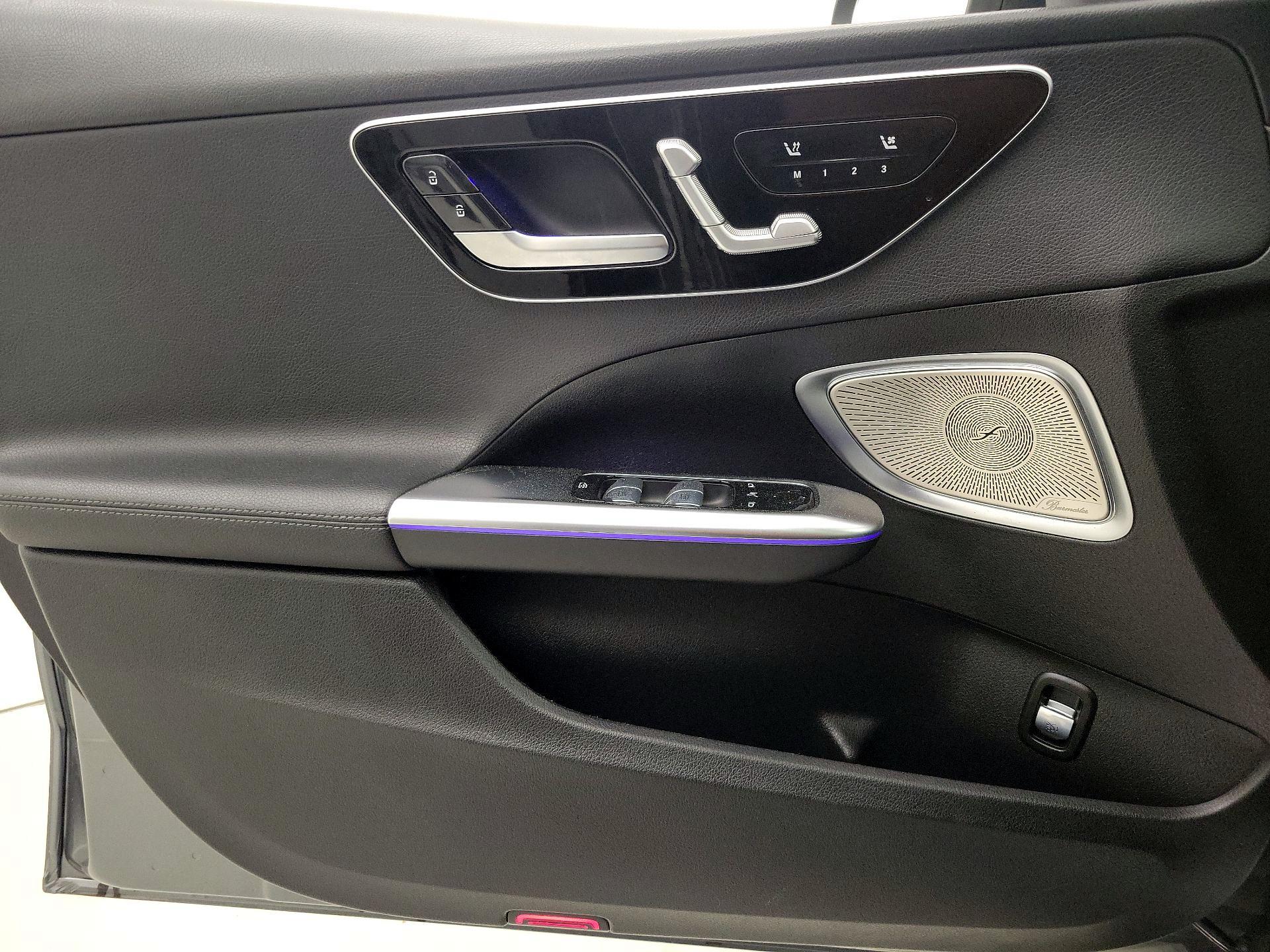 Thumbnail: 2022 Mercedes-Benz C-Class - 12