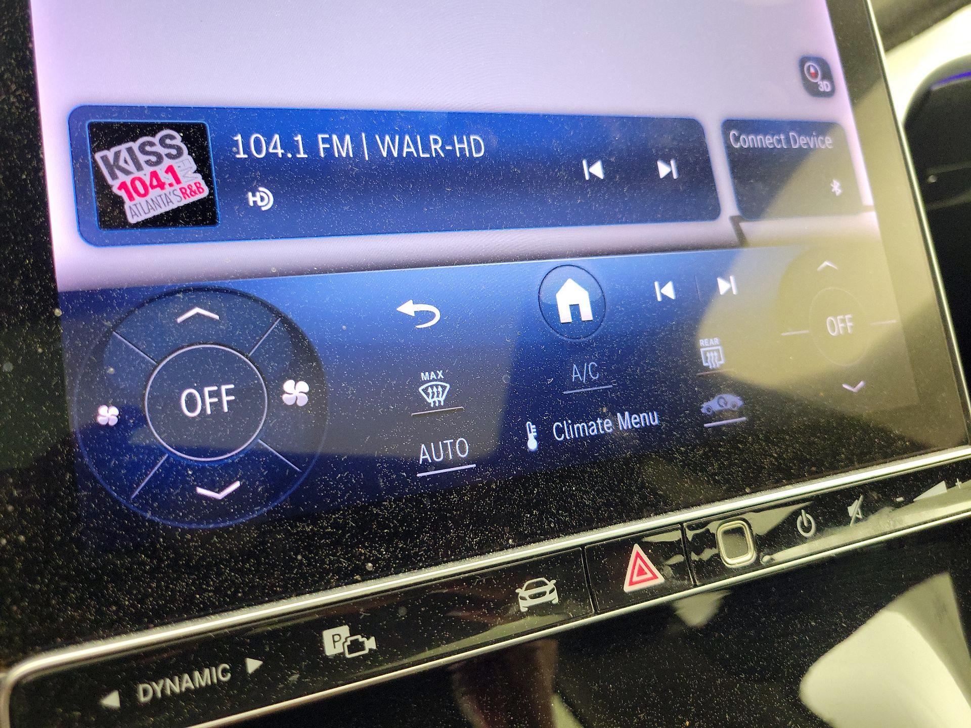 Thumbnail: 2022 Mercedes-Benz C-Class - 17