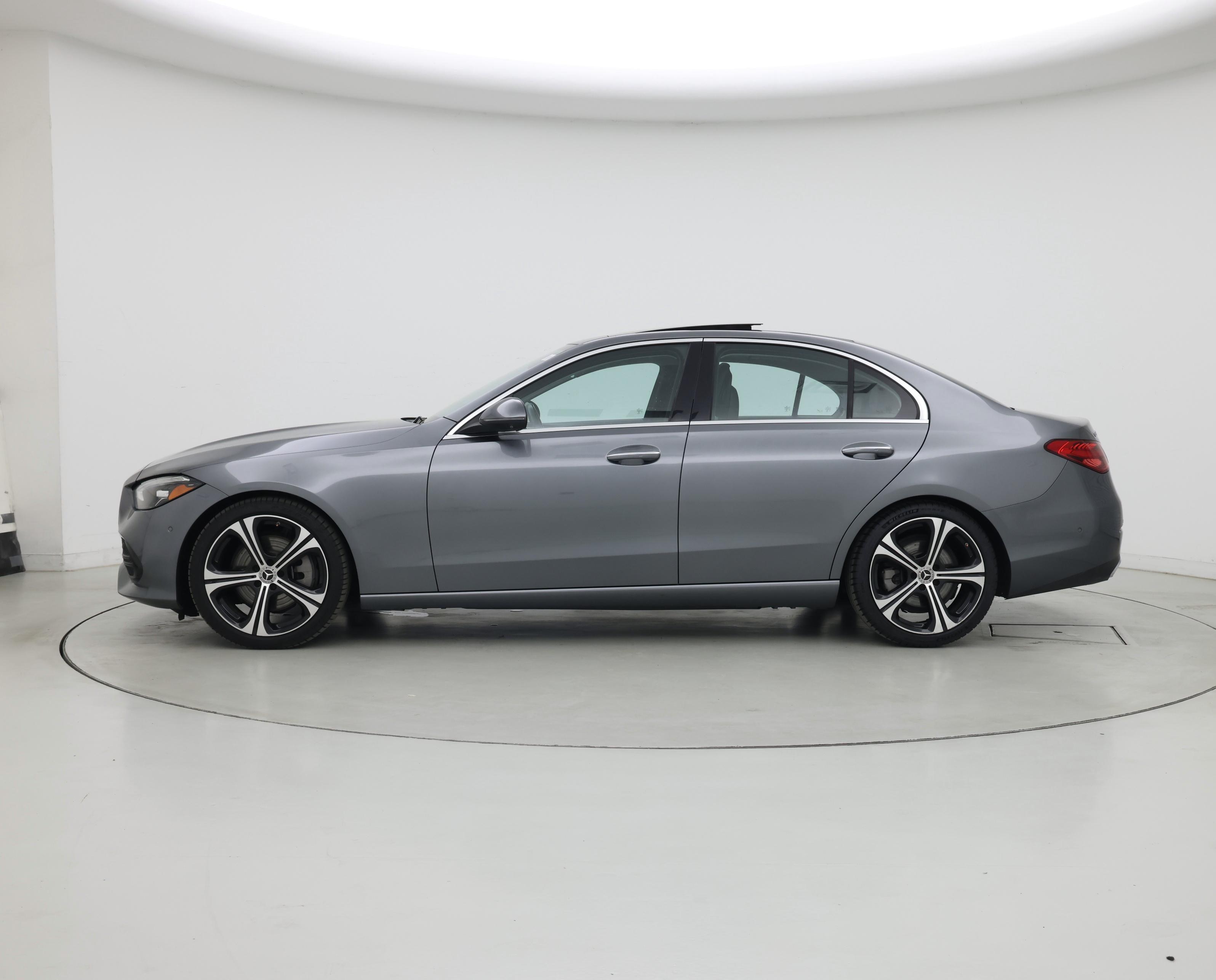 Thumbnail: 2022 Mercedes-Benz C-Class - 3