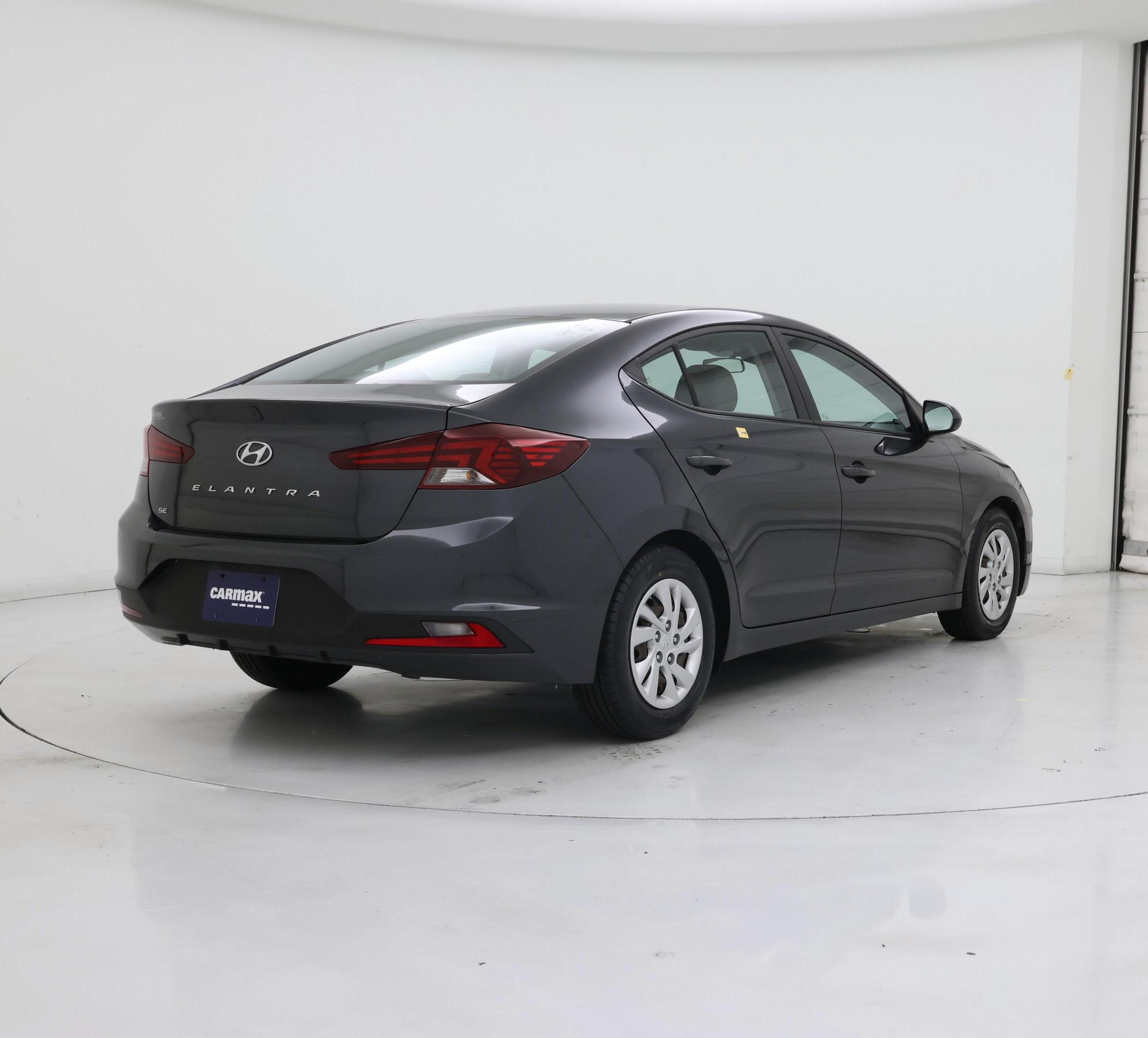 Thumbnail: 2020 Hyundai Elantra - 8