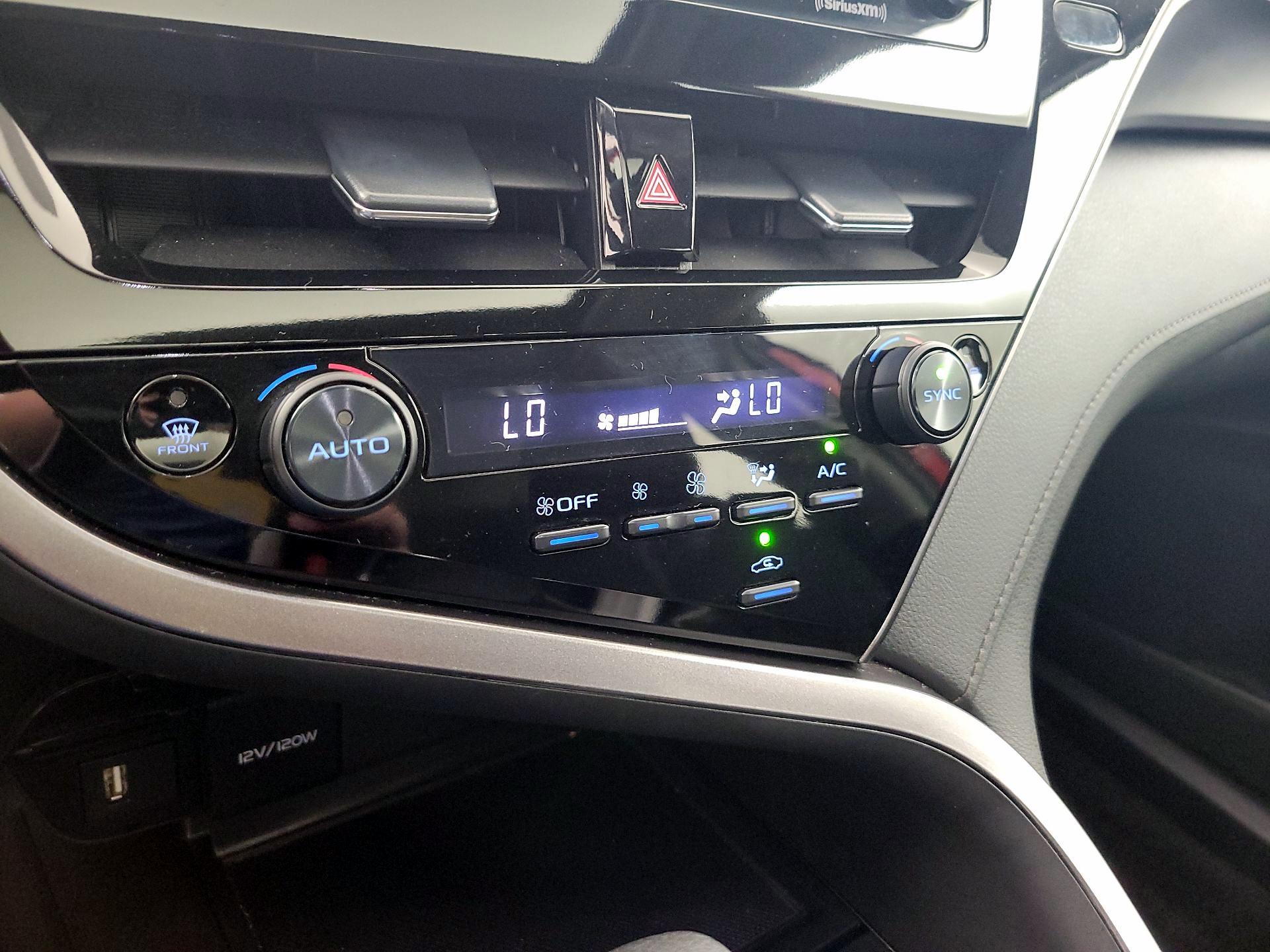 Thumbnail: 2024 Toyota Camry - 14