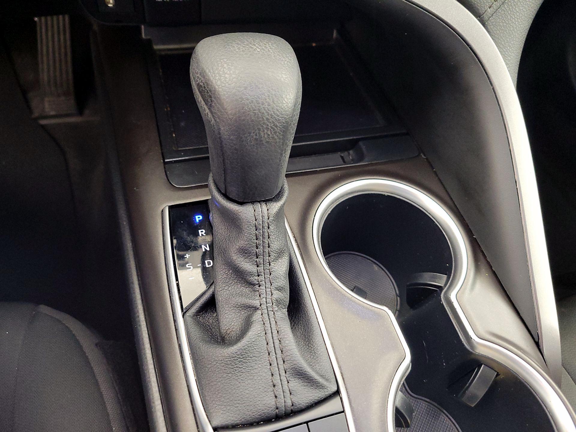 Thumbnail: 2024 Toyota Camry - 15