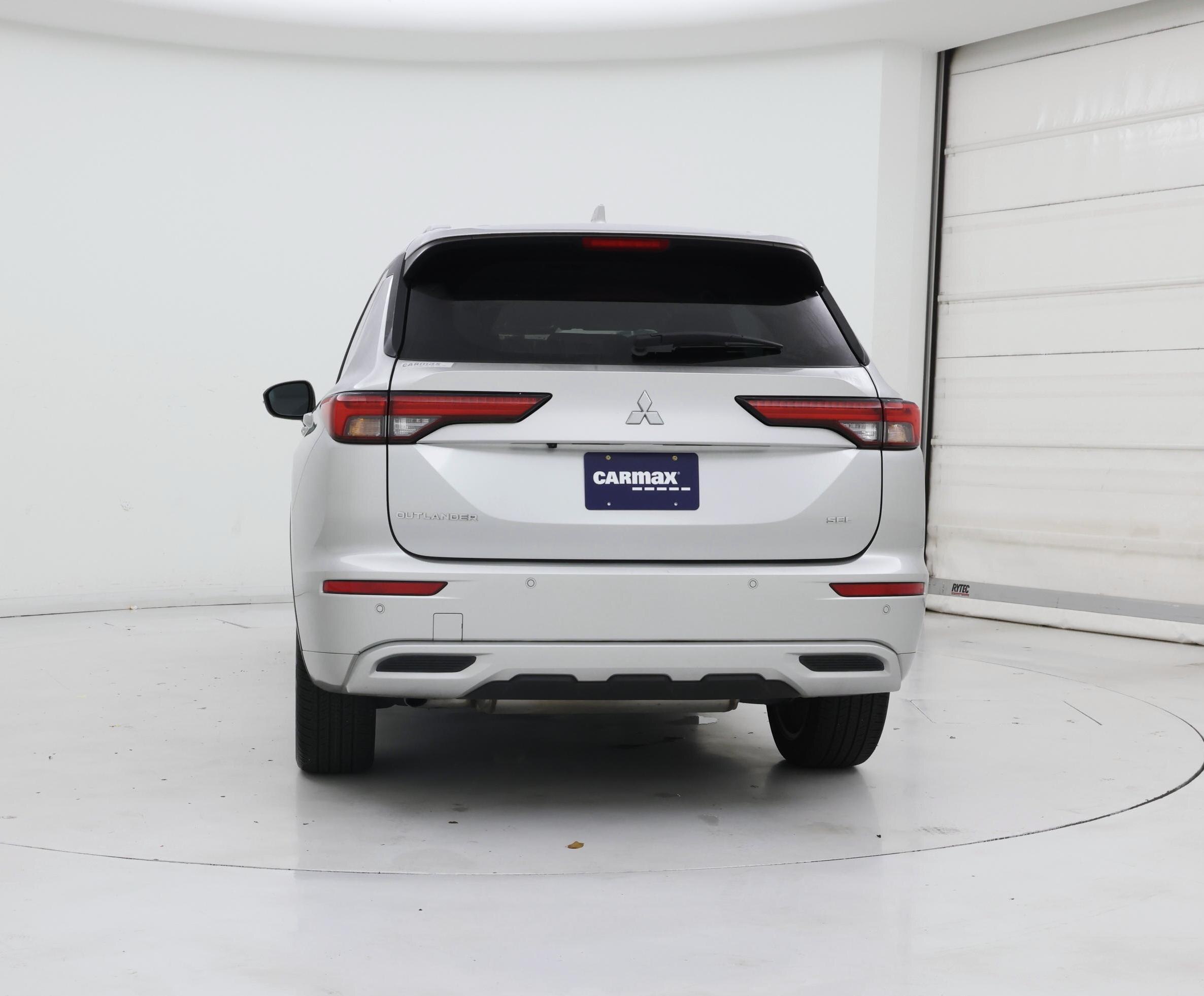 Thumbnail: 2023 Mitsubishi Outlander - 6