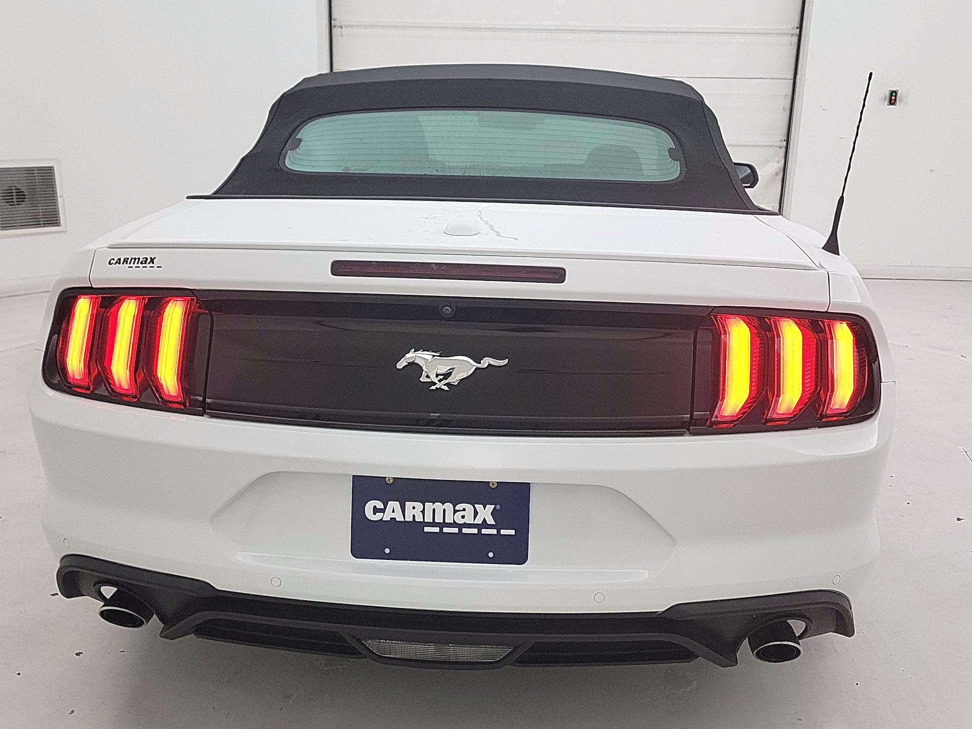 Thumbnail: 2022 Ford Mustang - 6