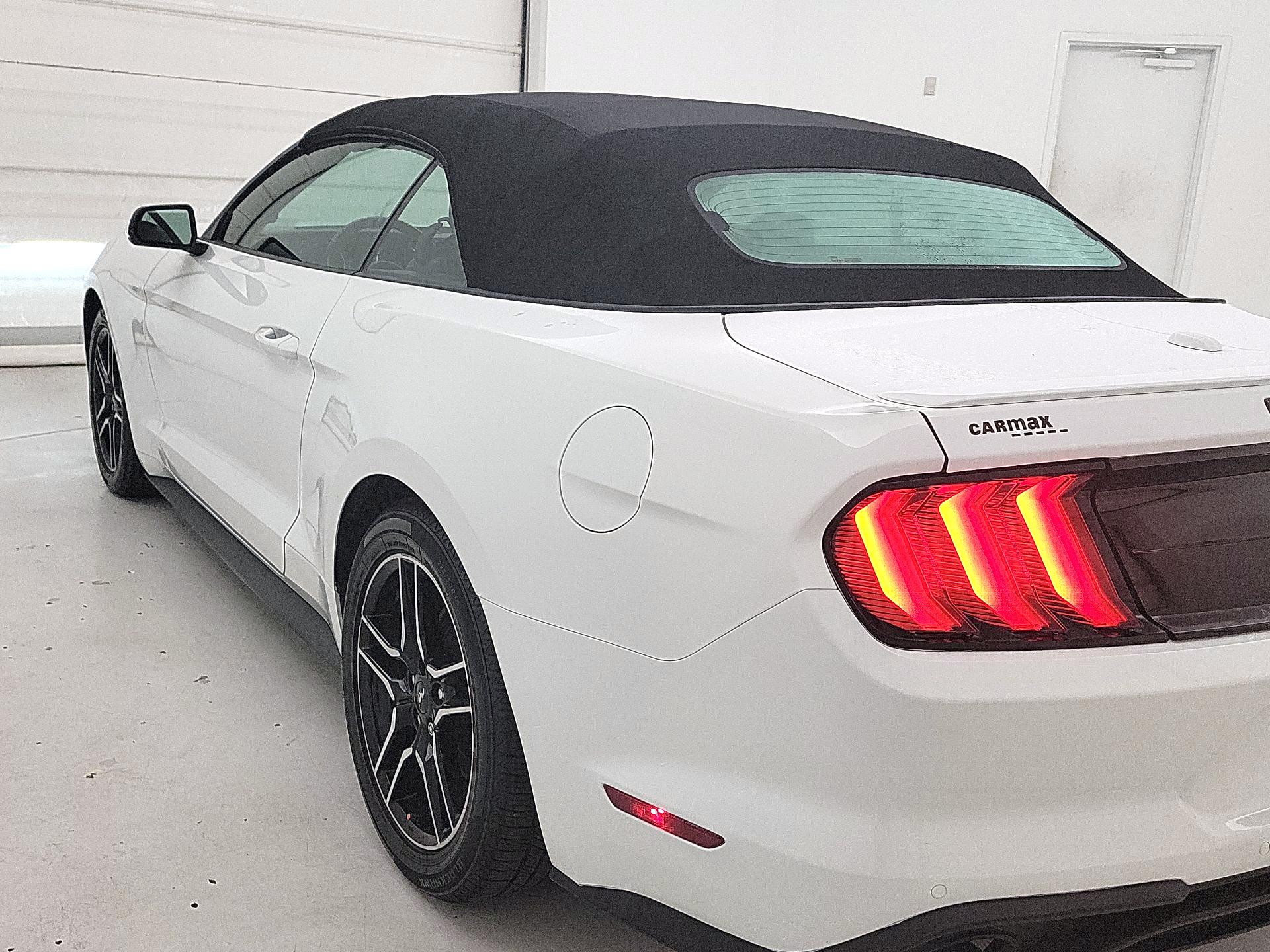 Thumbnail: 2022 Ford Mustang - 7