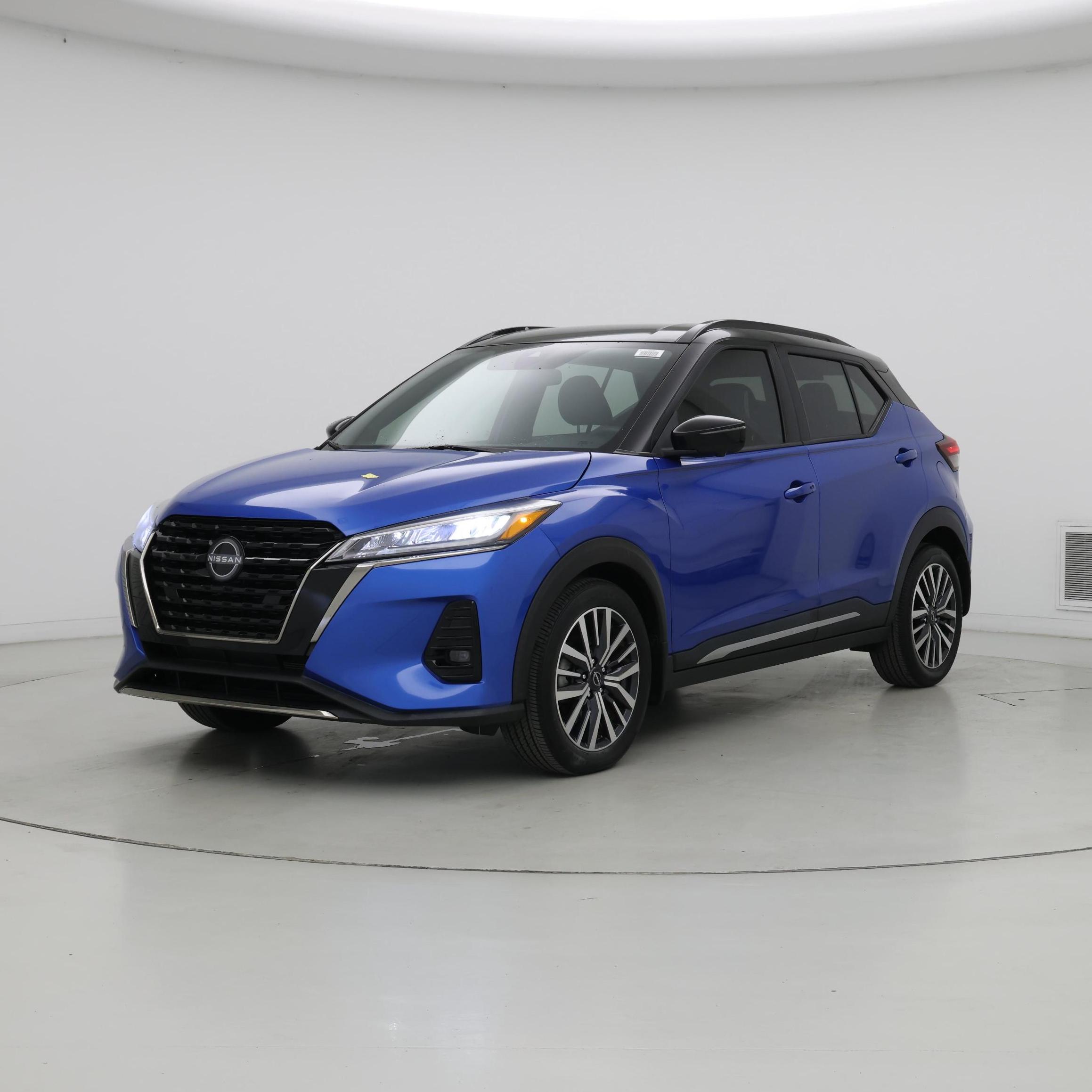 Thumbnail: 2023 Nissan Kicks - 4